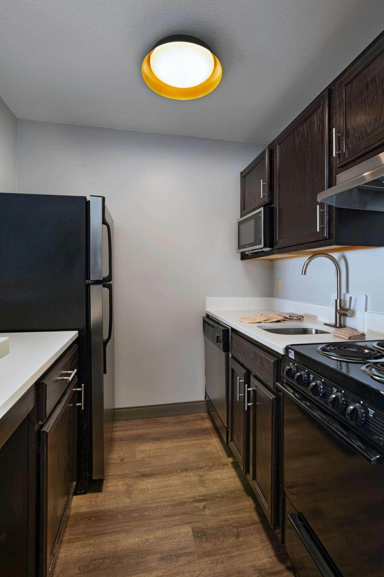 1 Bedroom Suite, 1 King