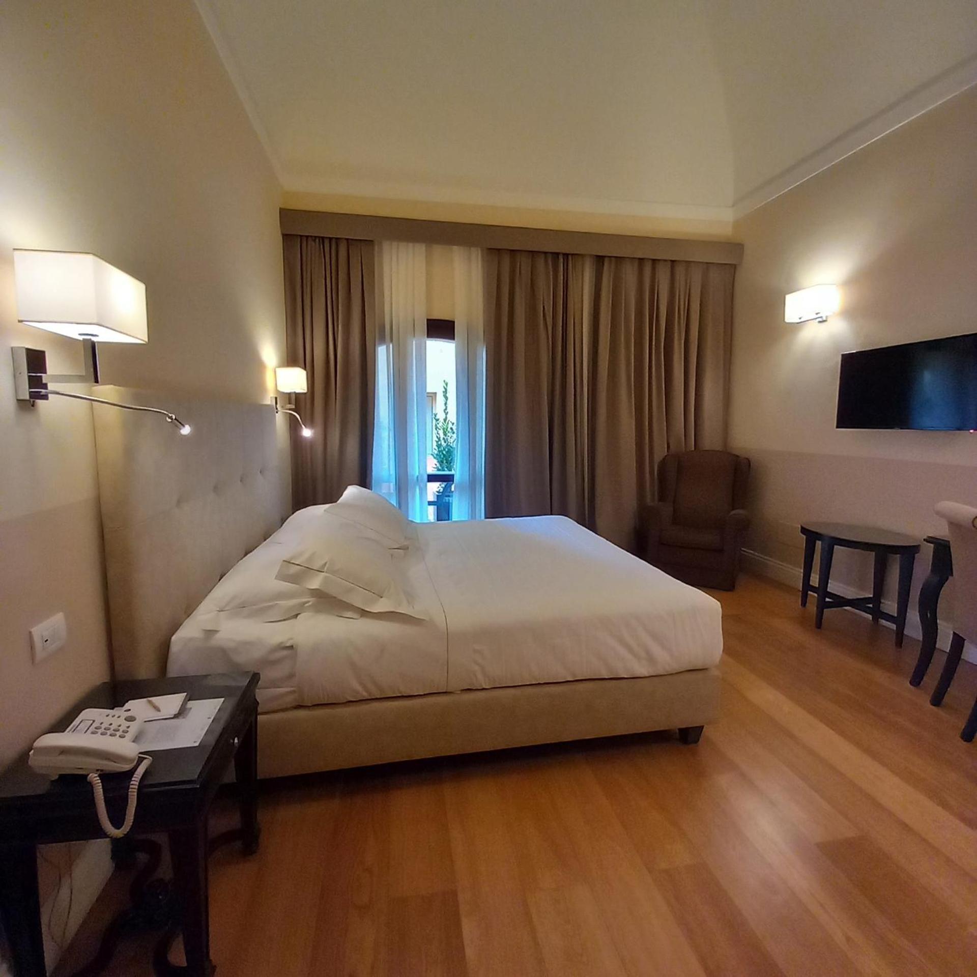 Classic Double Room
