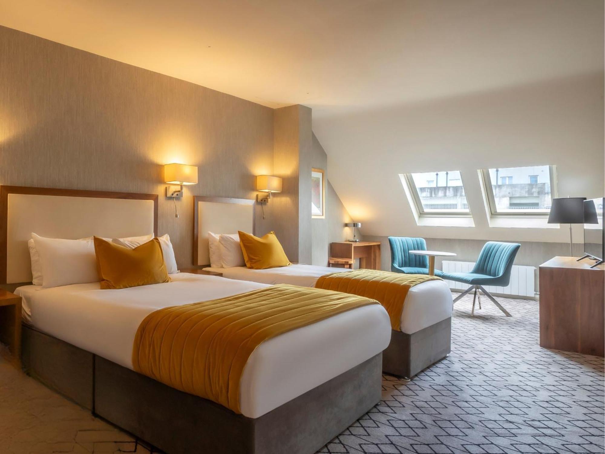 Double Single Room