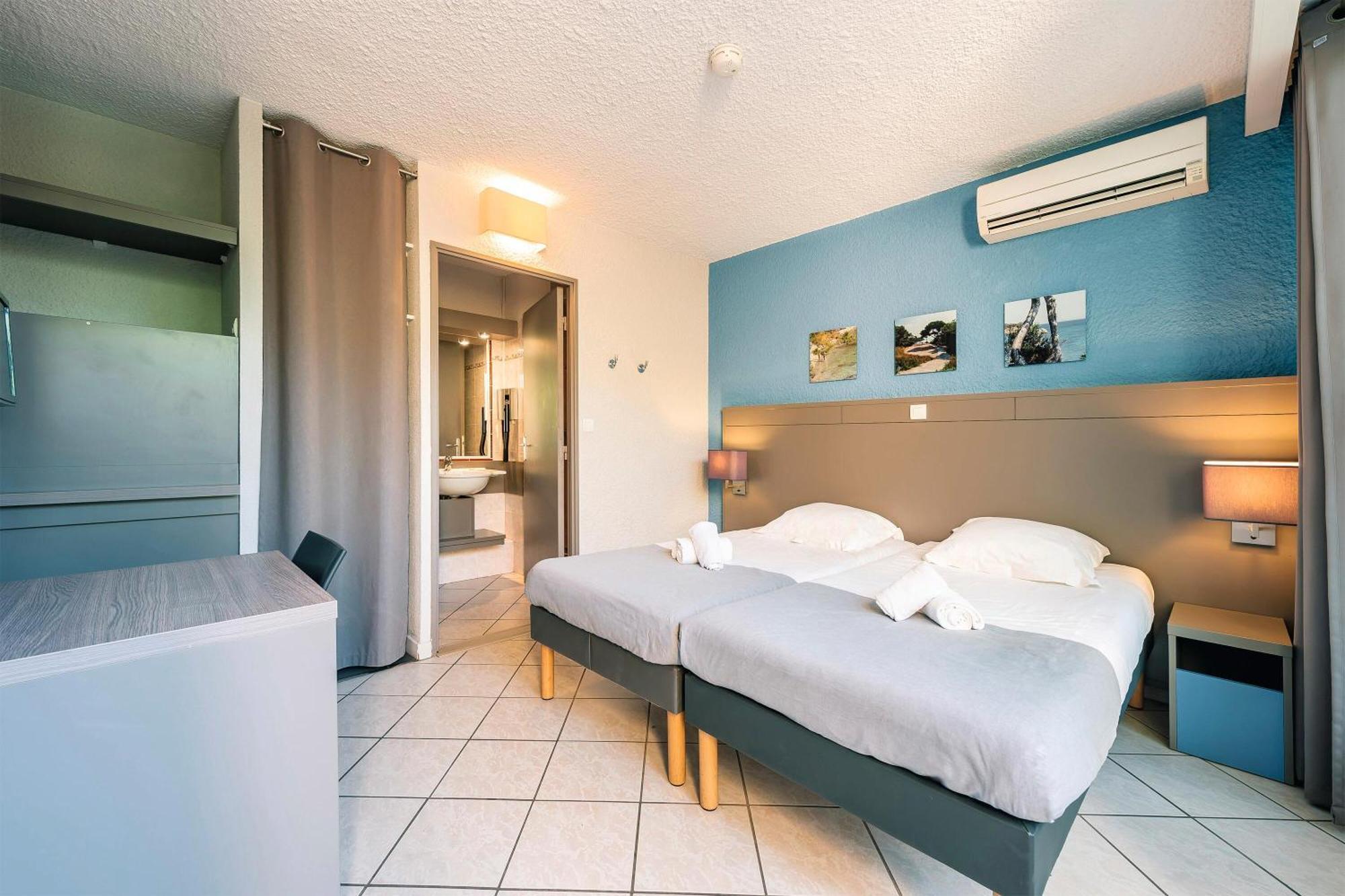 Double Room Terrace,1683818412:JPEG