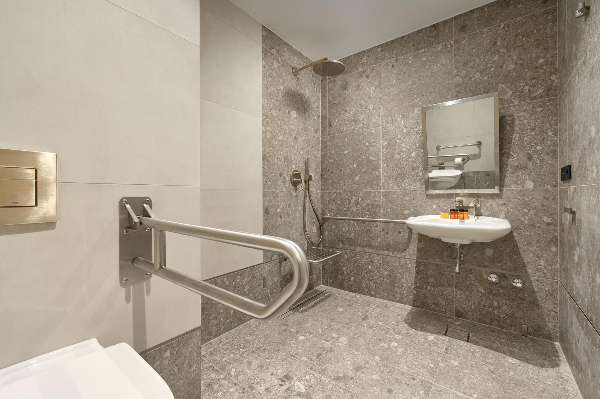 Double or Twin Room - Disability Access