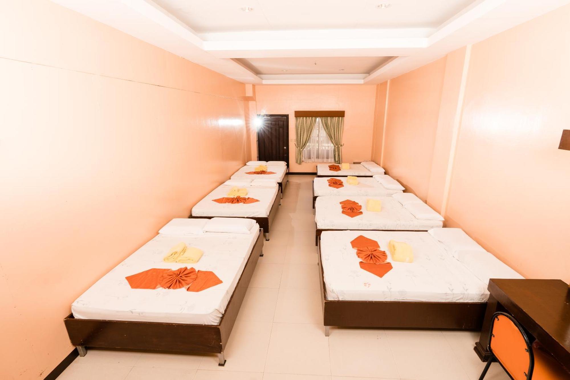 Mixed Dormitory Room