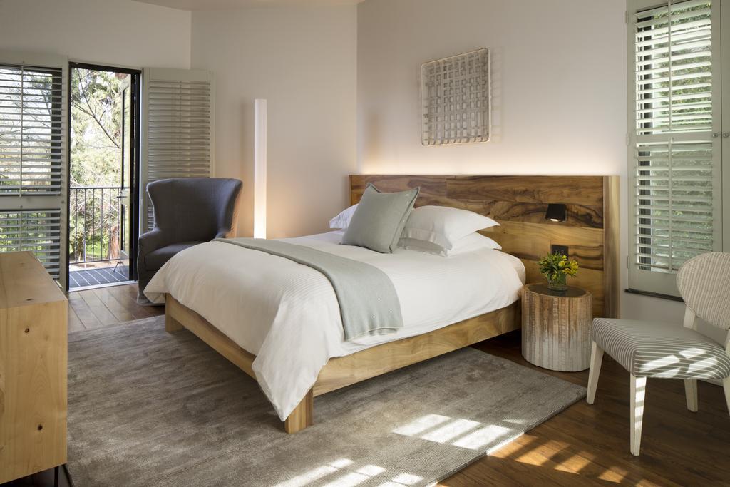 Courtyard Suite