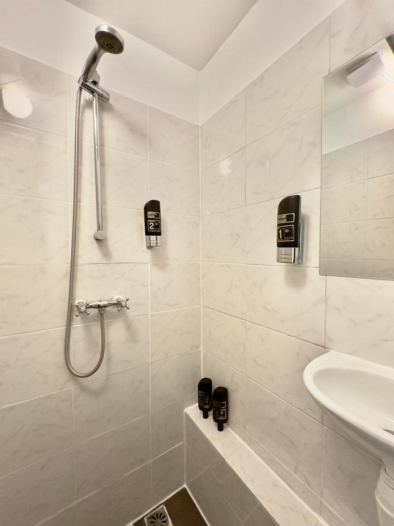 Habitación Individual con baño privado