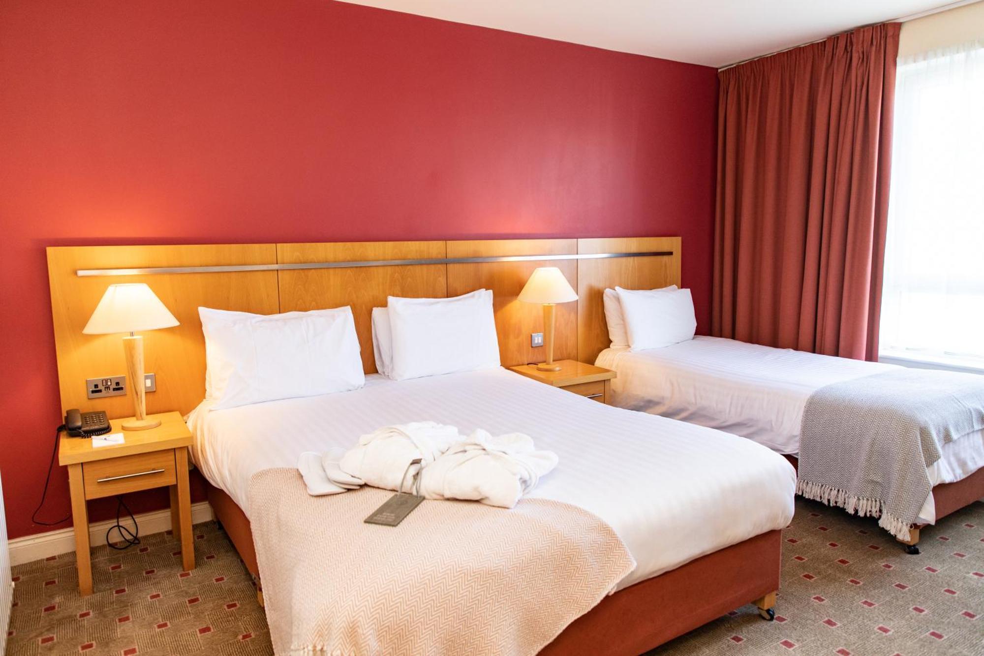 One-Bedroom Suite,1642310365:JPEG