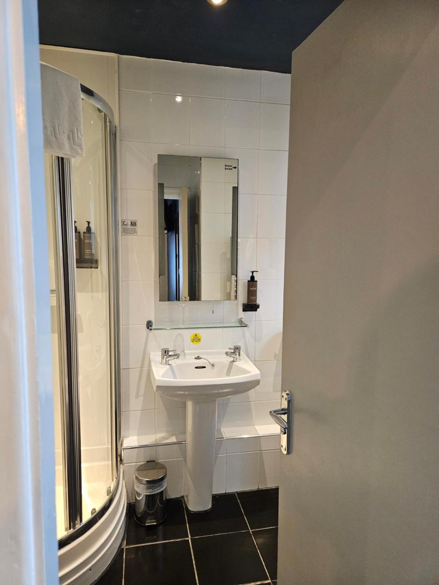 Standard Single Room - Non-Smoking