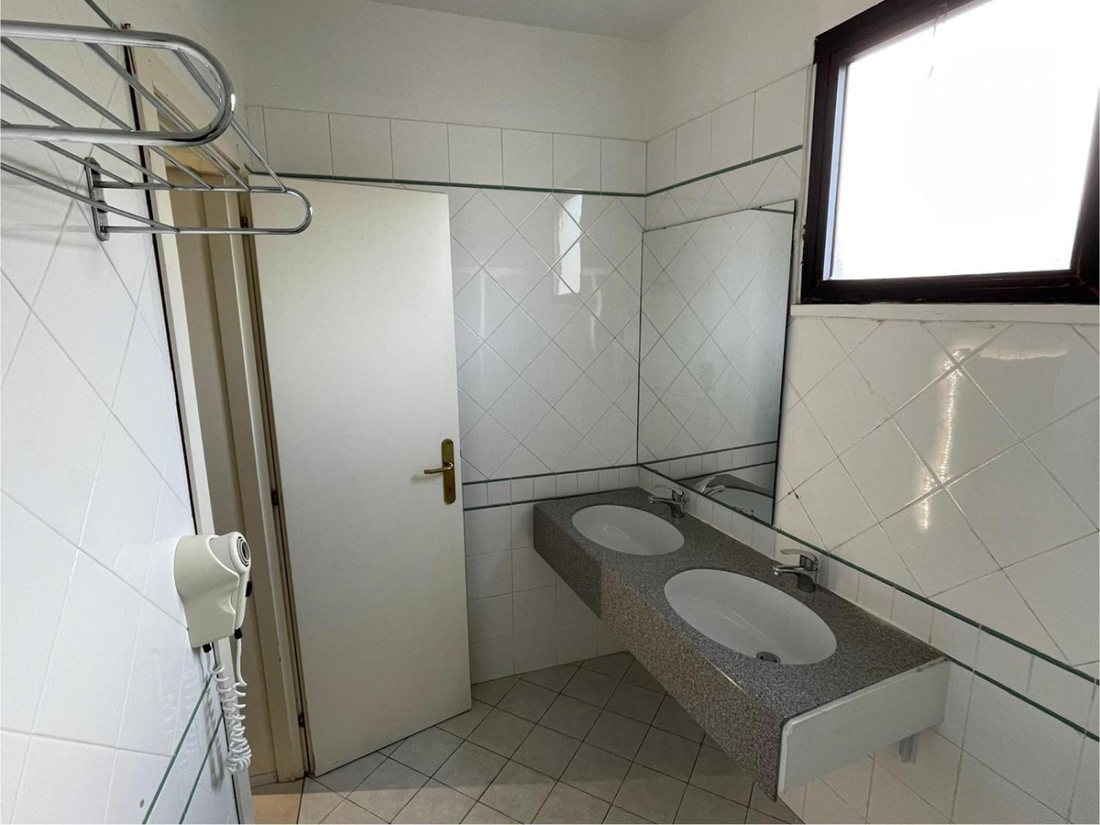 Deluxe Quadruple Room,1683903716:JPEG