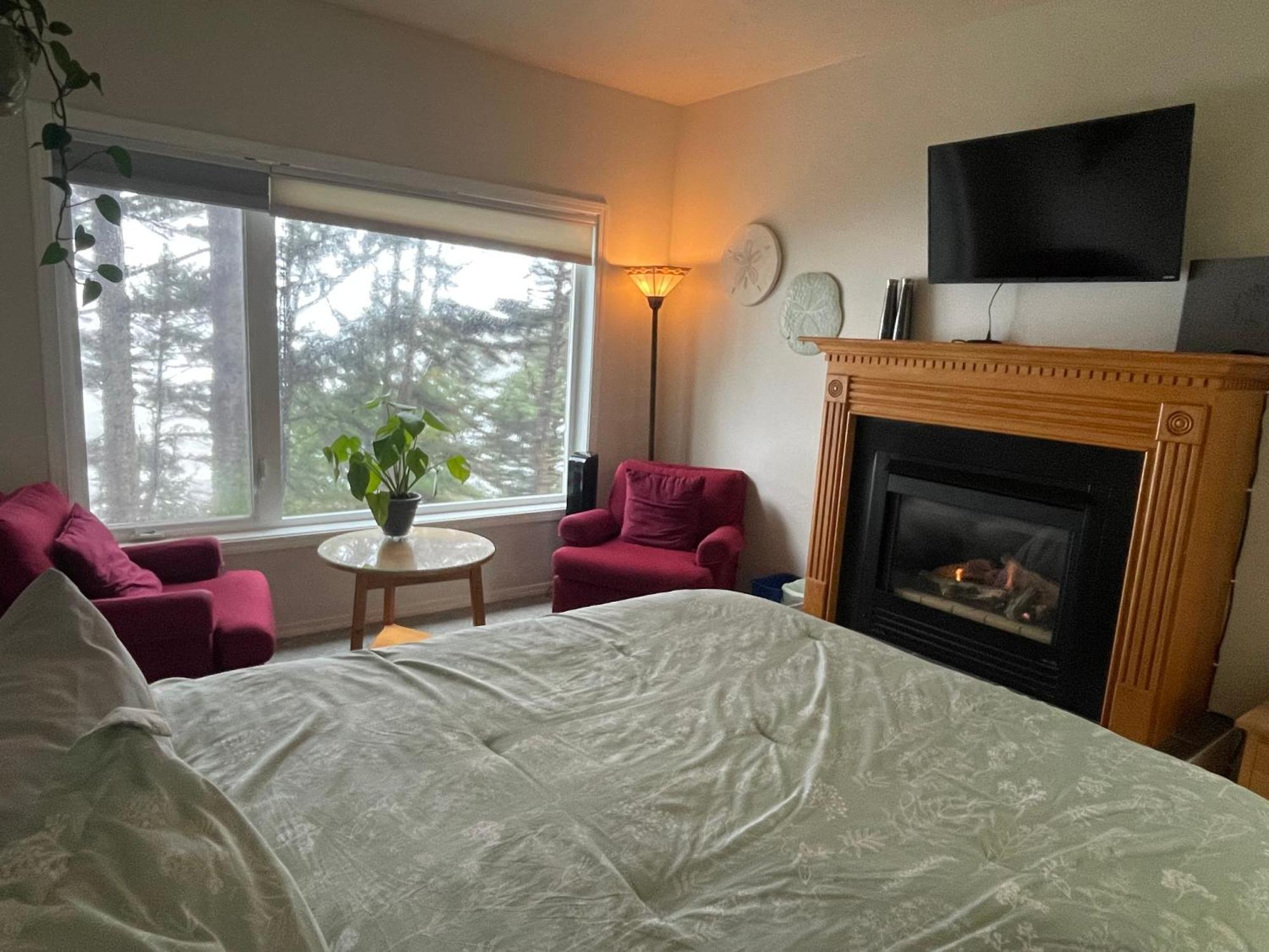 Standard Triple Room Sea View