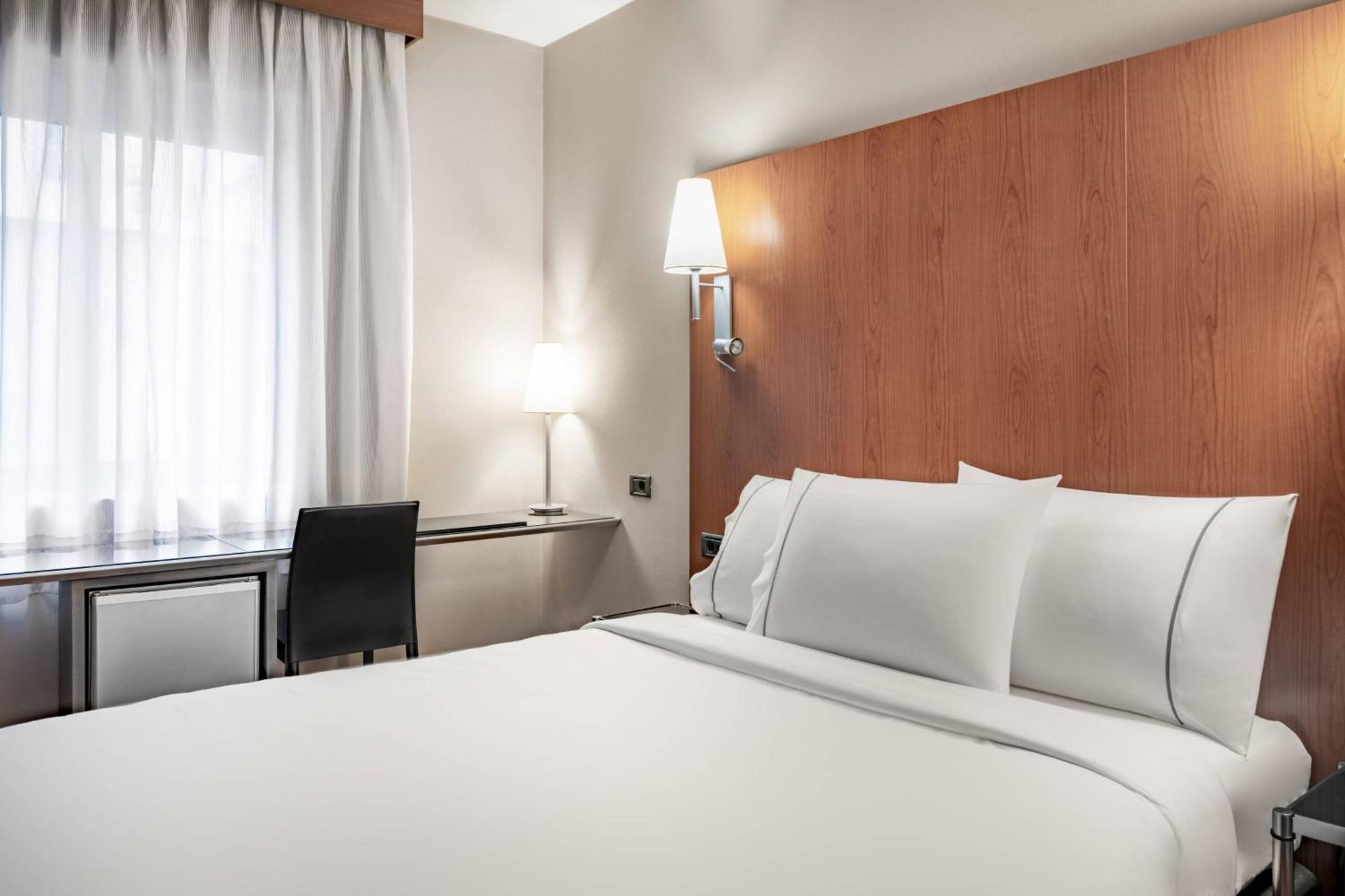 Standard Room Guest room 1 Queen,1643134764:JPEG