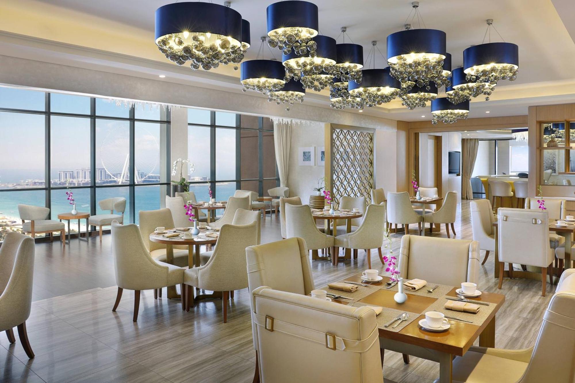 Club Partial Sea View Room – Lounge Access Afternoon Tea Evening Drinks Private Beach Access