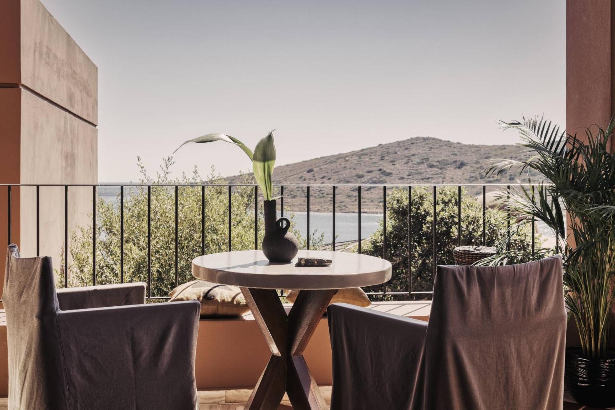 Family Suite Sea View with Outdoor Hot Tub