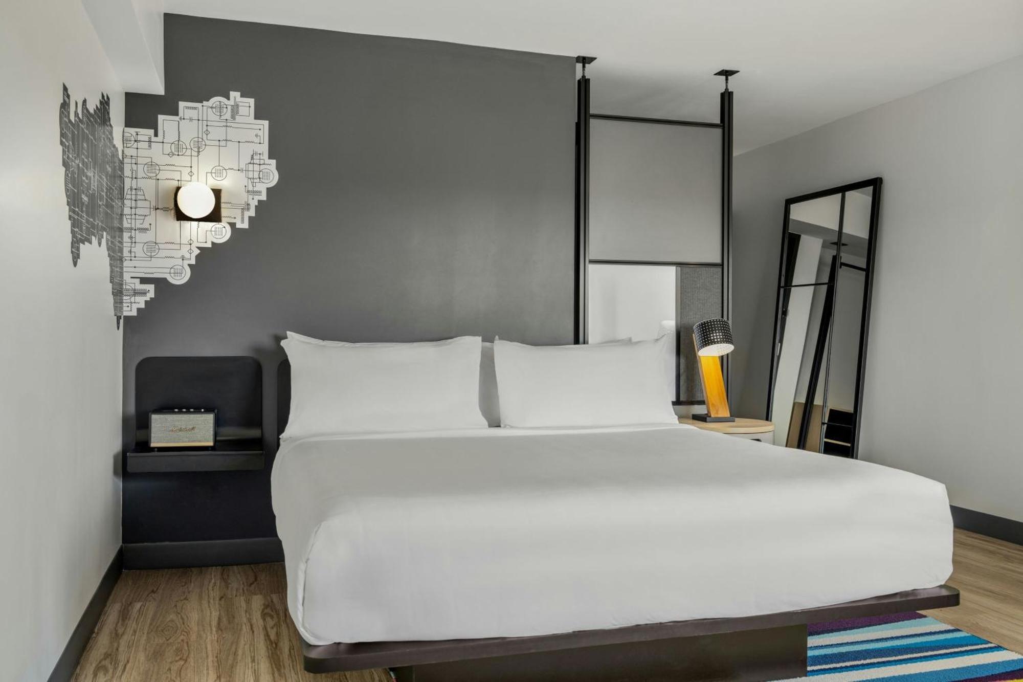 King Room