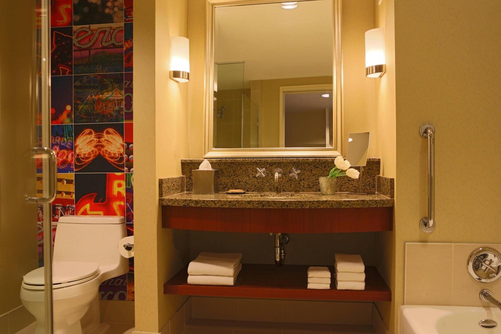 King Room with City View
