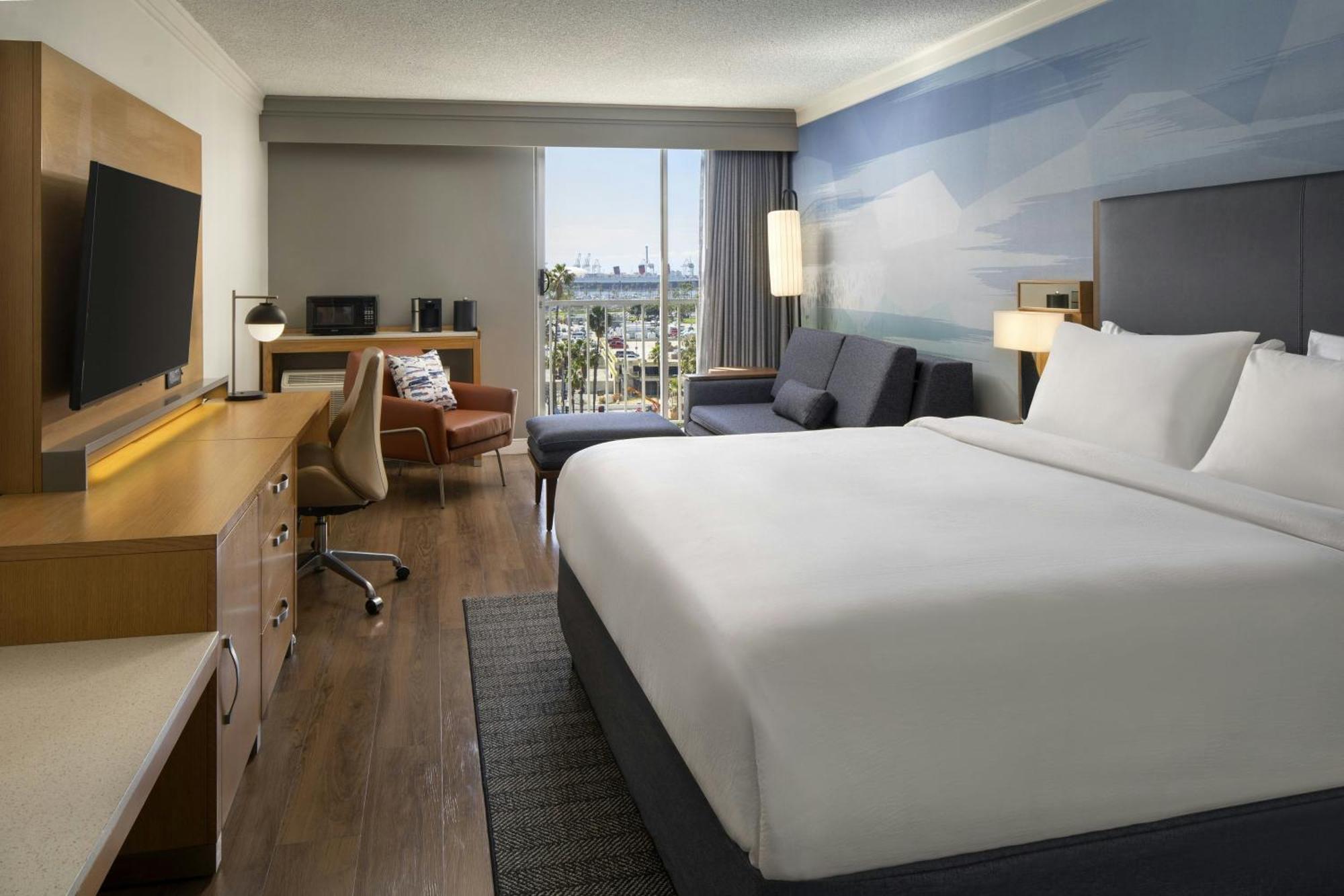 Habitación Doble con sofá cama y vistas al puerto - cama extragrande