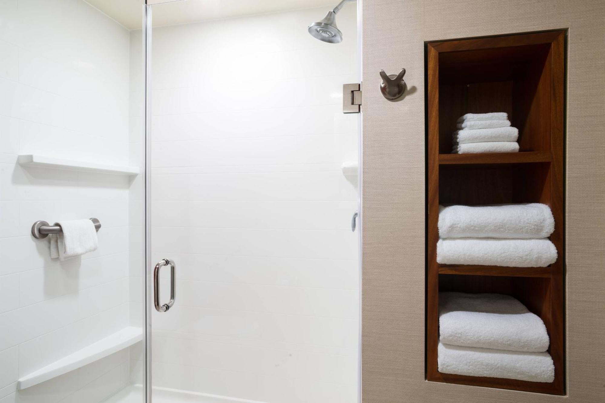 Suite de 2 dormitorios, 1 habitación y sofá cama - Cama extragrande