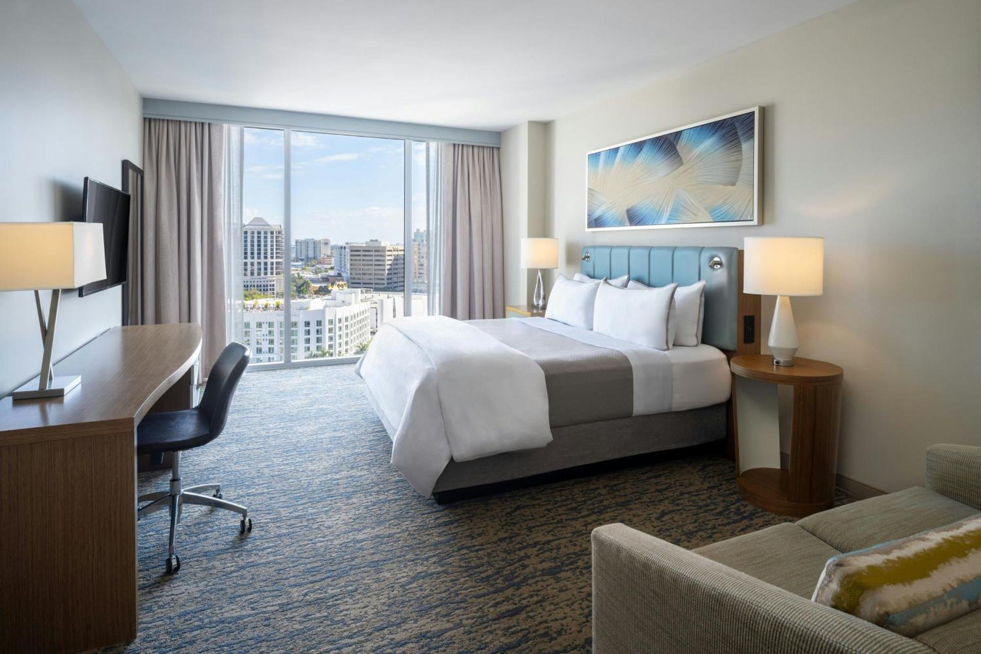 Habitación Doble con cama grande con vistas a la ciudad