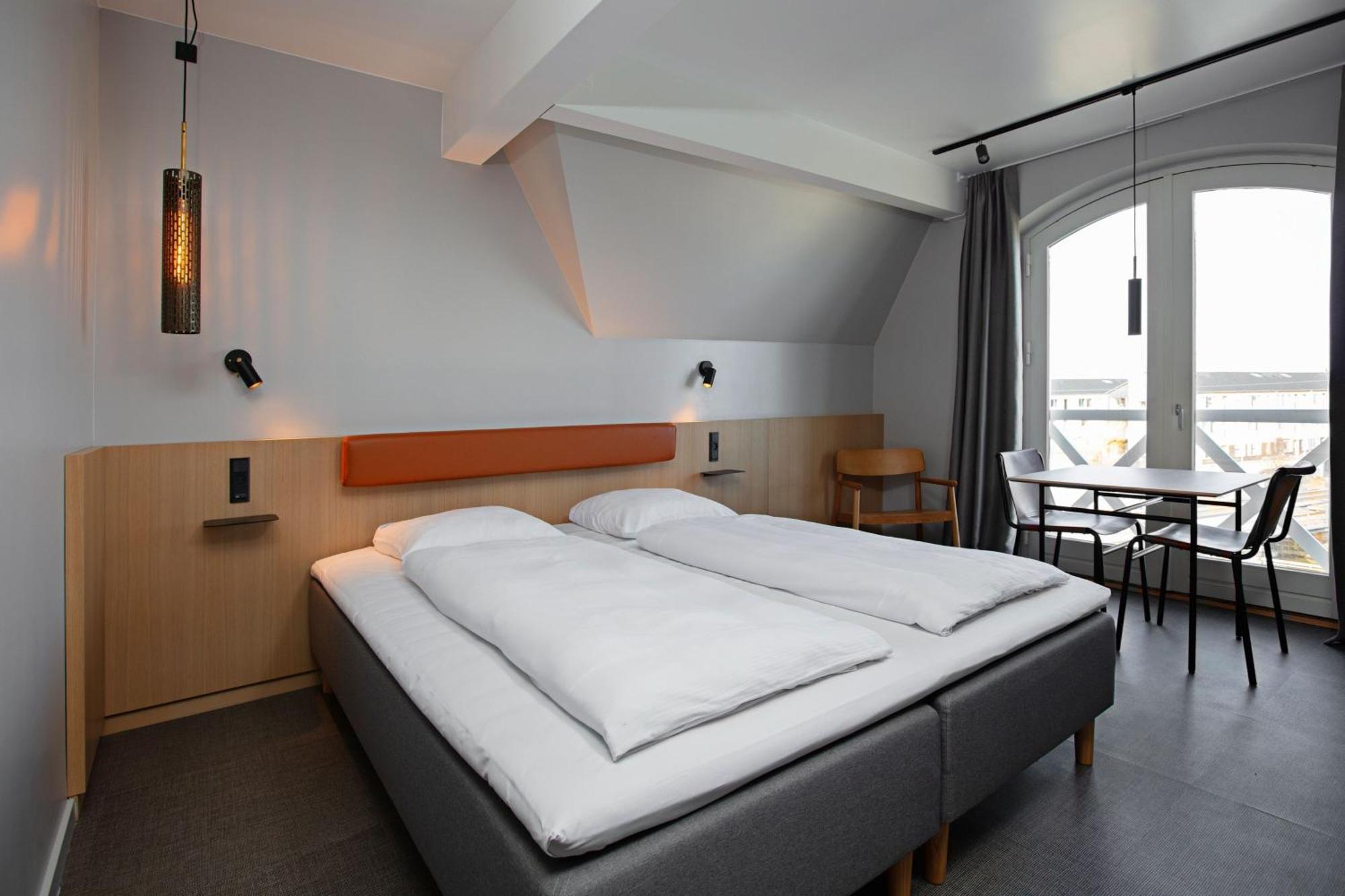 Standard Doppelzimmer mit Kingsize-Bett