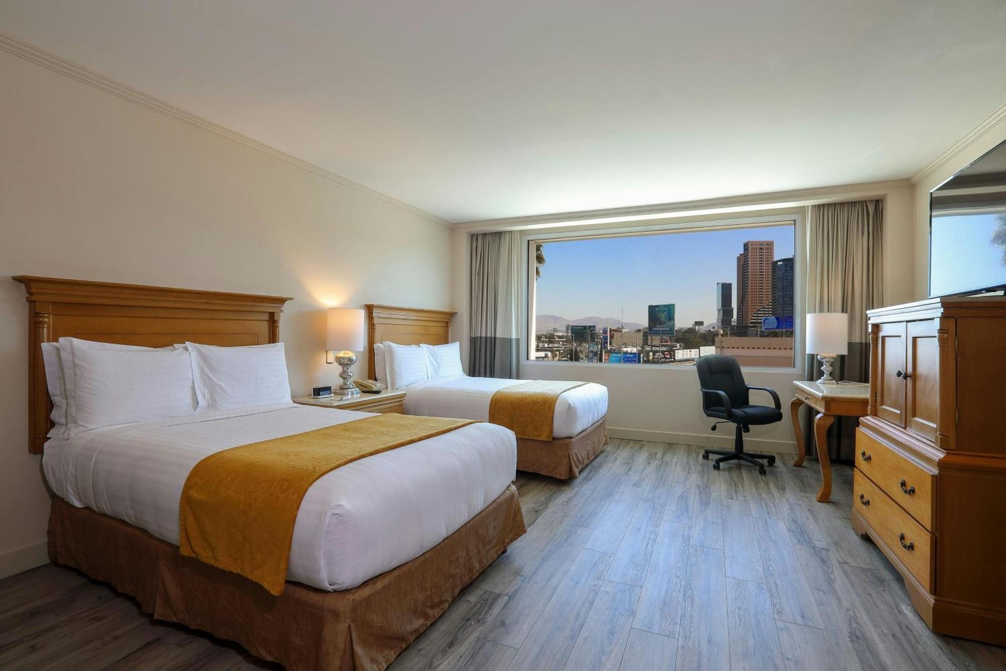 Deluxe Room City View 2 Double Beds