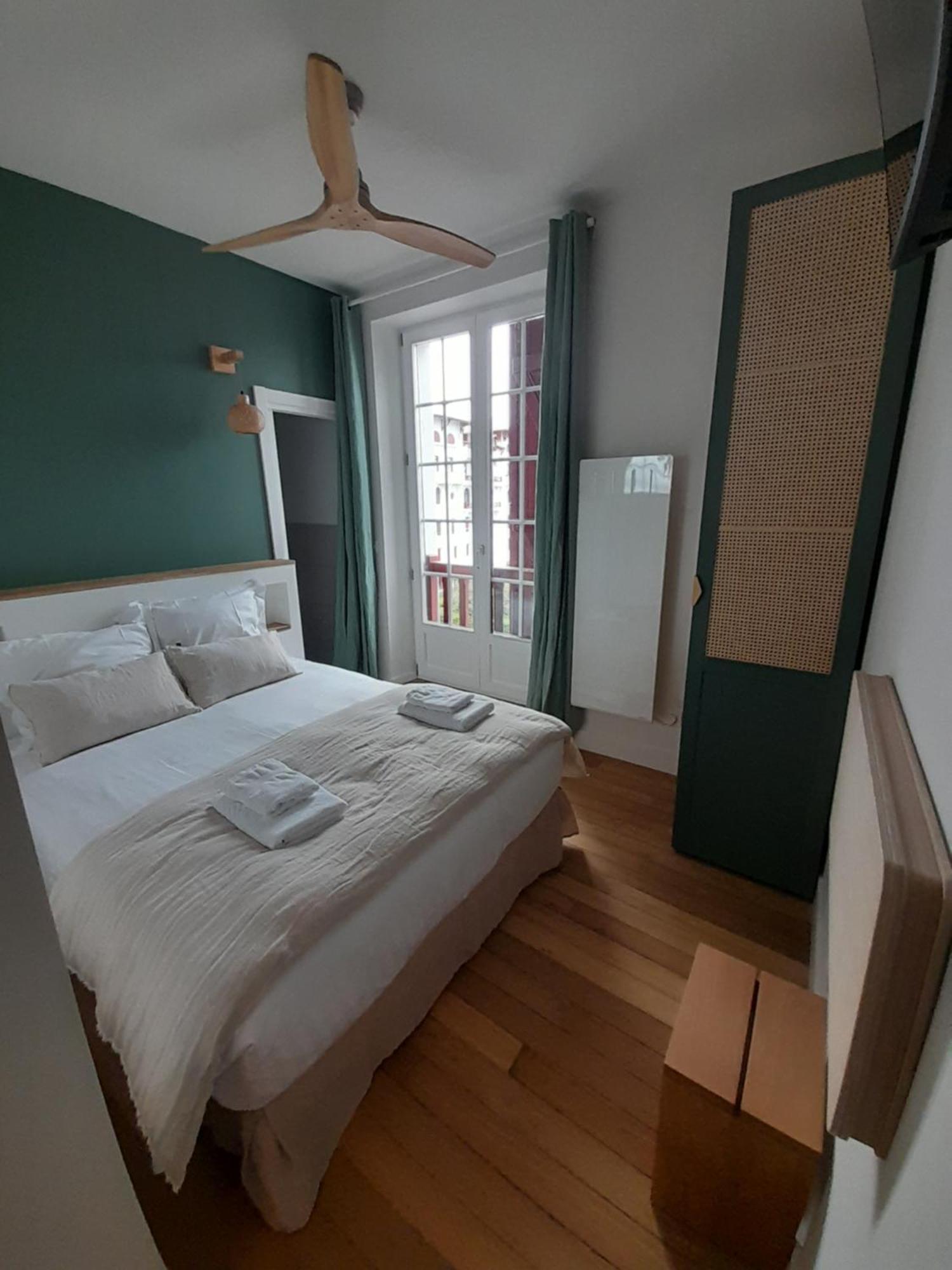 Single Room Sea View,1645018148:JPEG