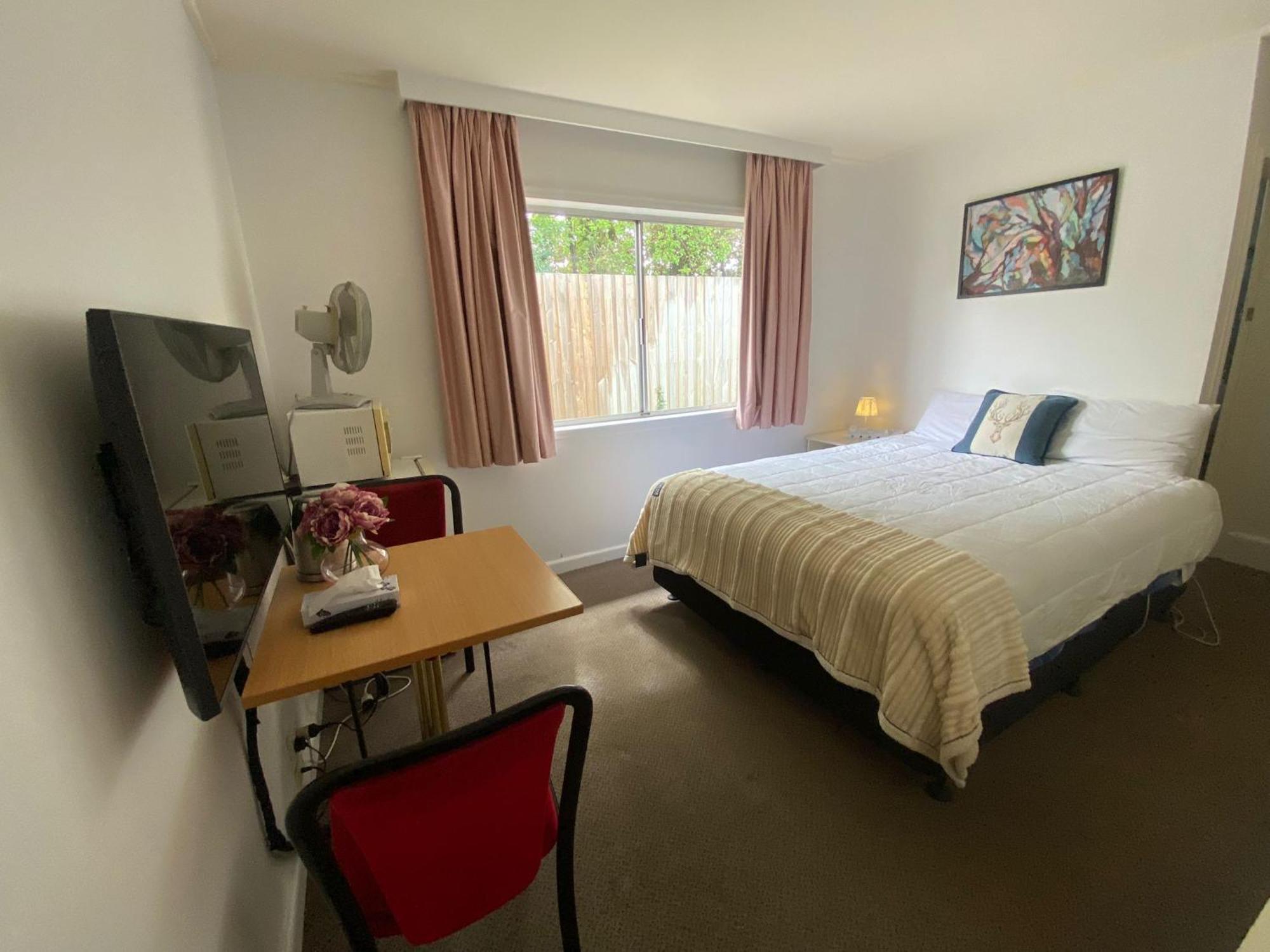 Queen Room