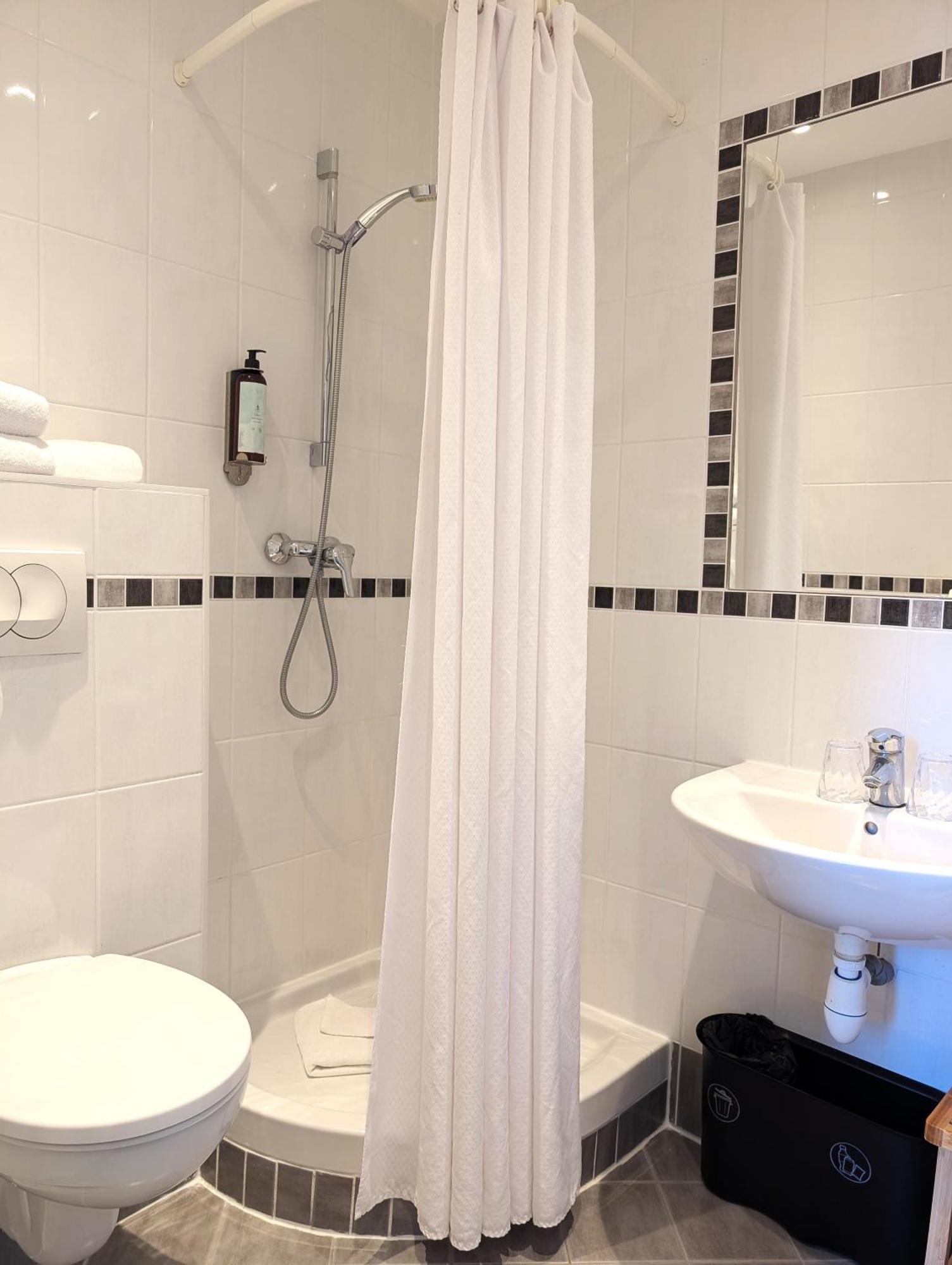 Standard Double Room,1645648210:JPEG