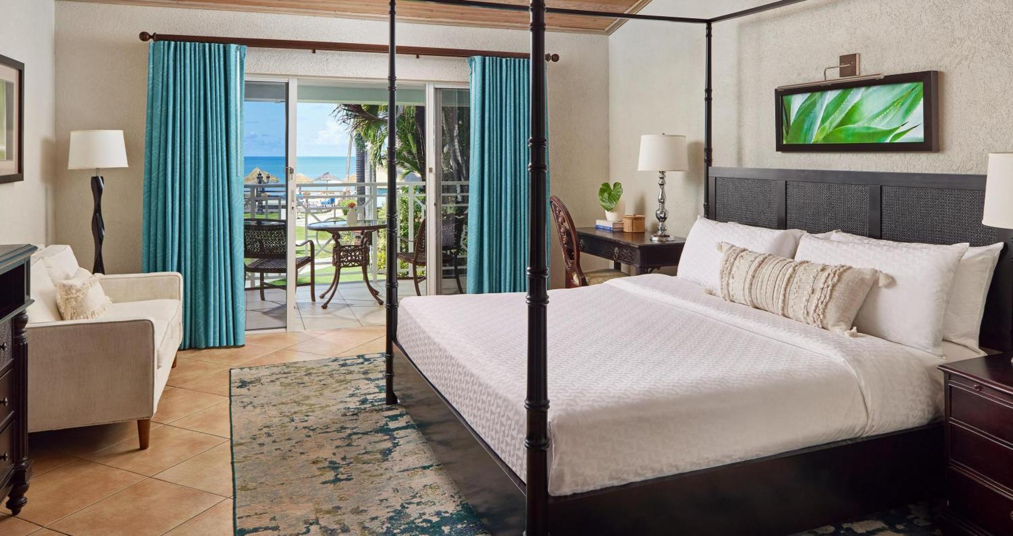 Caribbean Club Level Veranda Suite