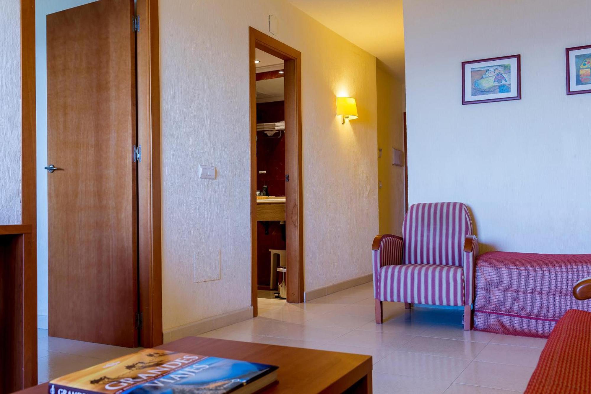 Single Room,1646332913:JPEG