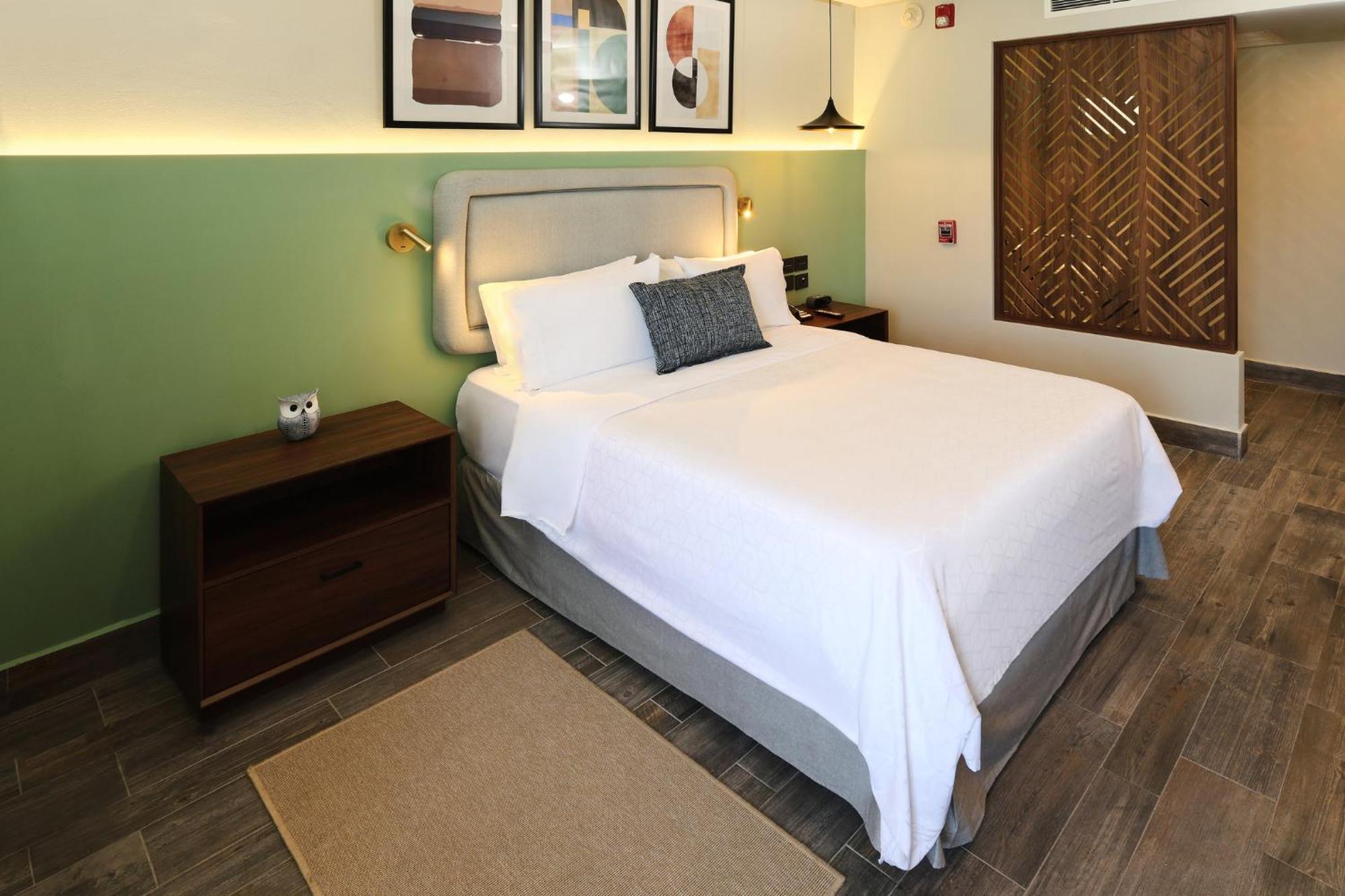 Habitación Doble Estándar con cama grande - adaptada para personas de movilidad reducida