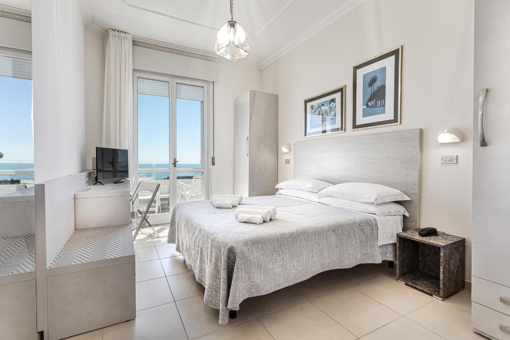 Doppelzimmer mit Meerblick