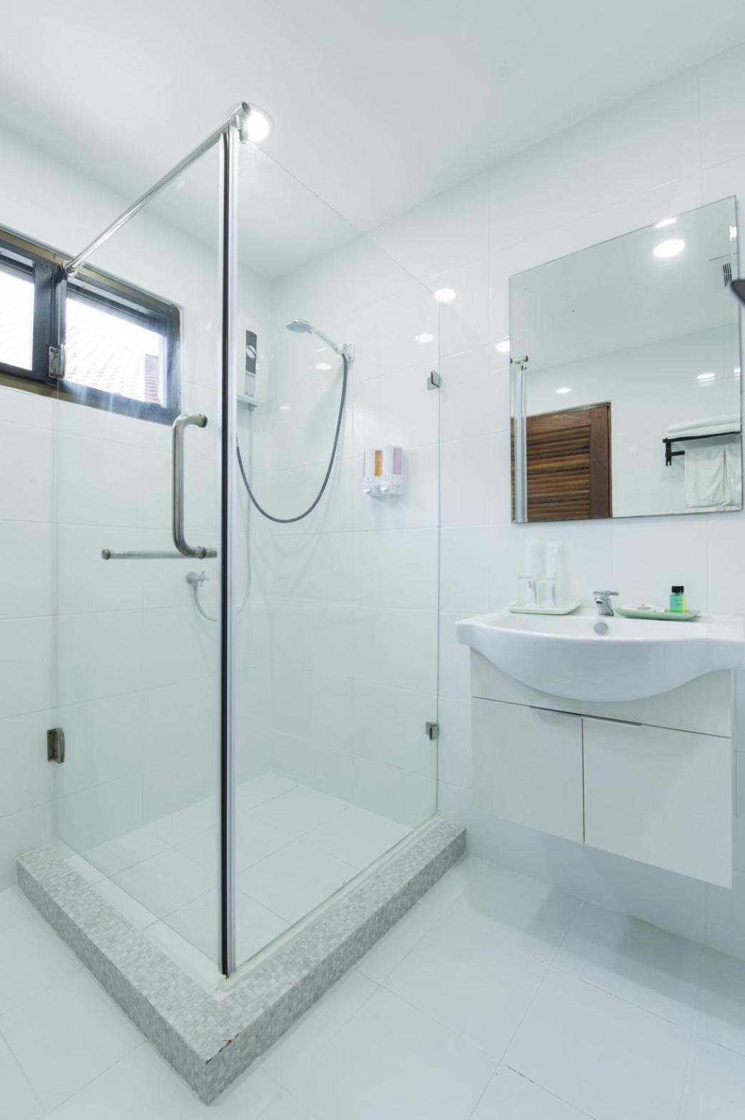 Premium Two-Bedroom Deluxe Suite Garden View