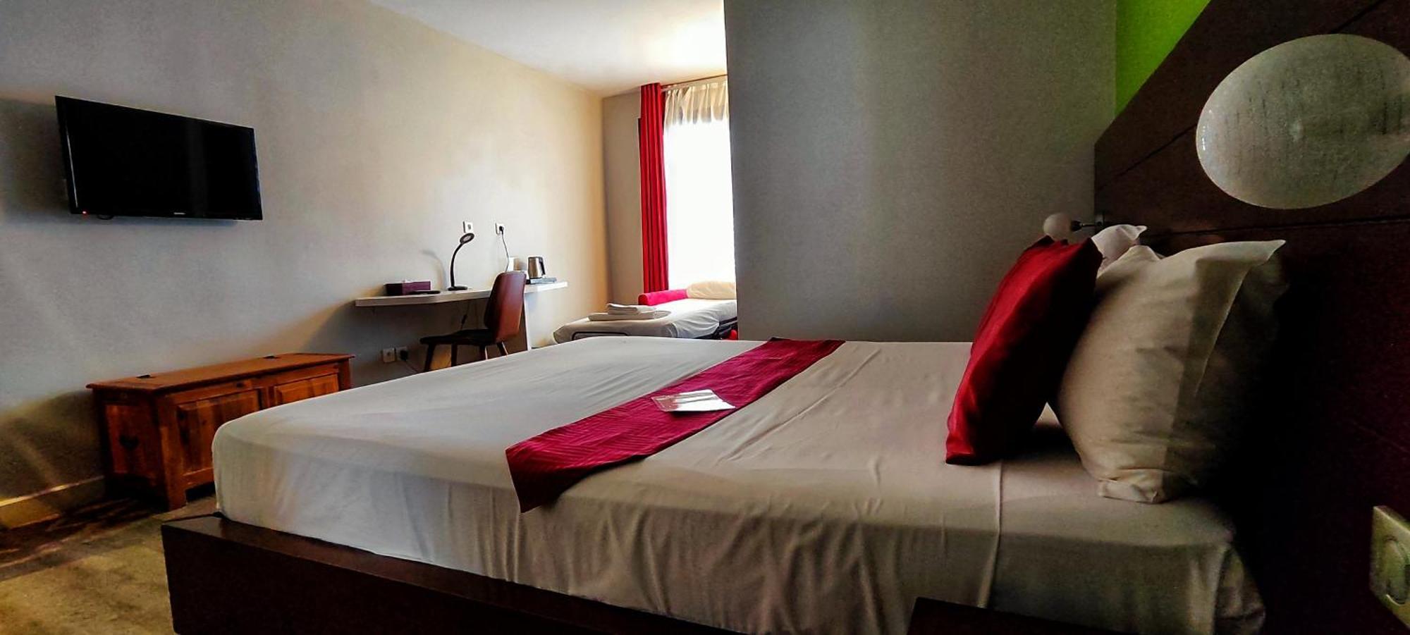 Standard Room 1 Double Bed 1 Single Bed