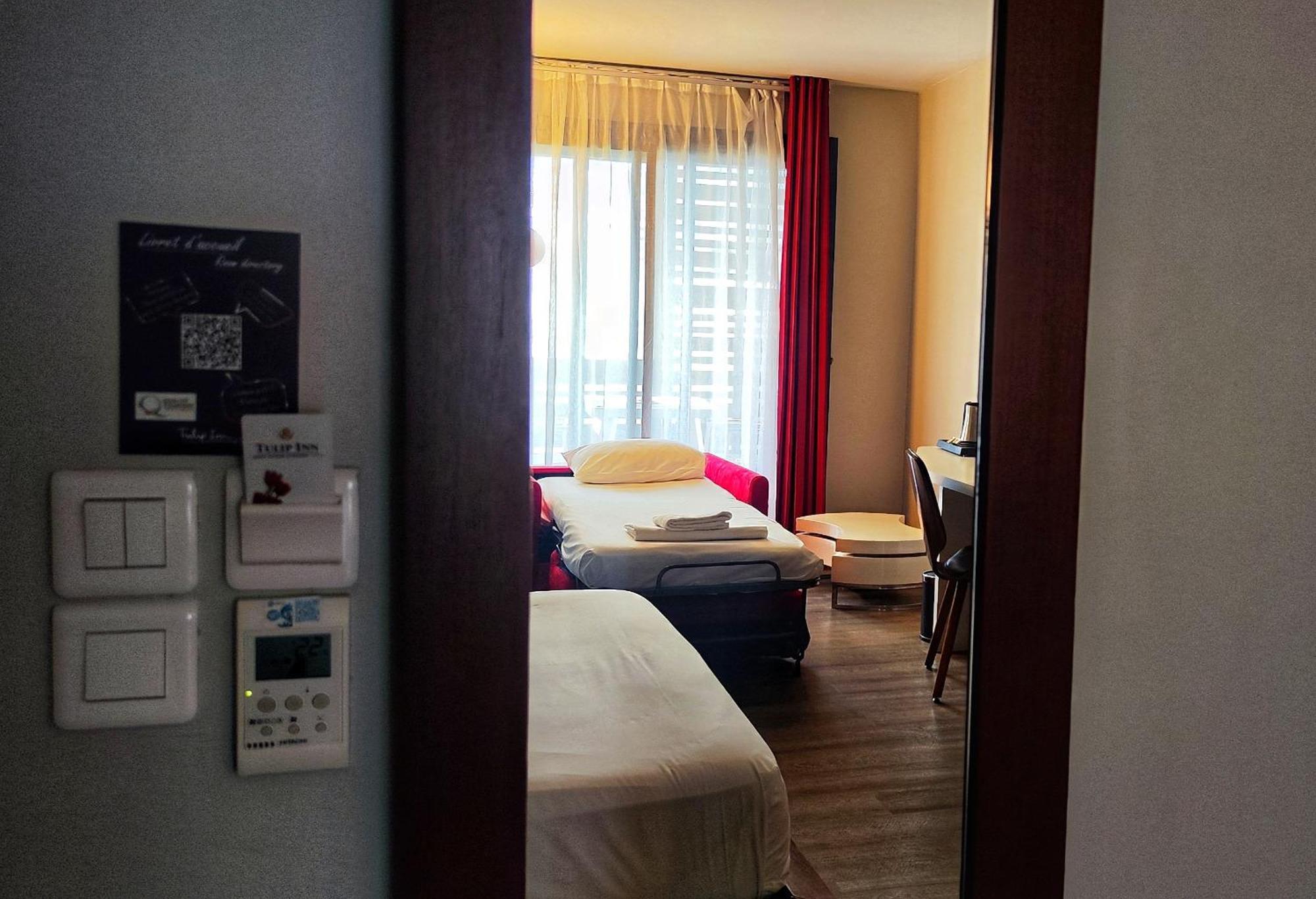 Standard Room 1 Double Bed 1 Single Bed
