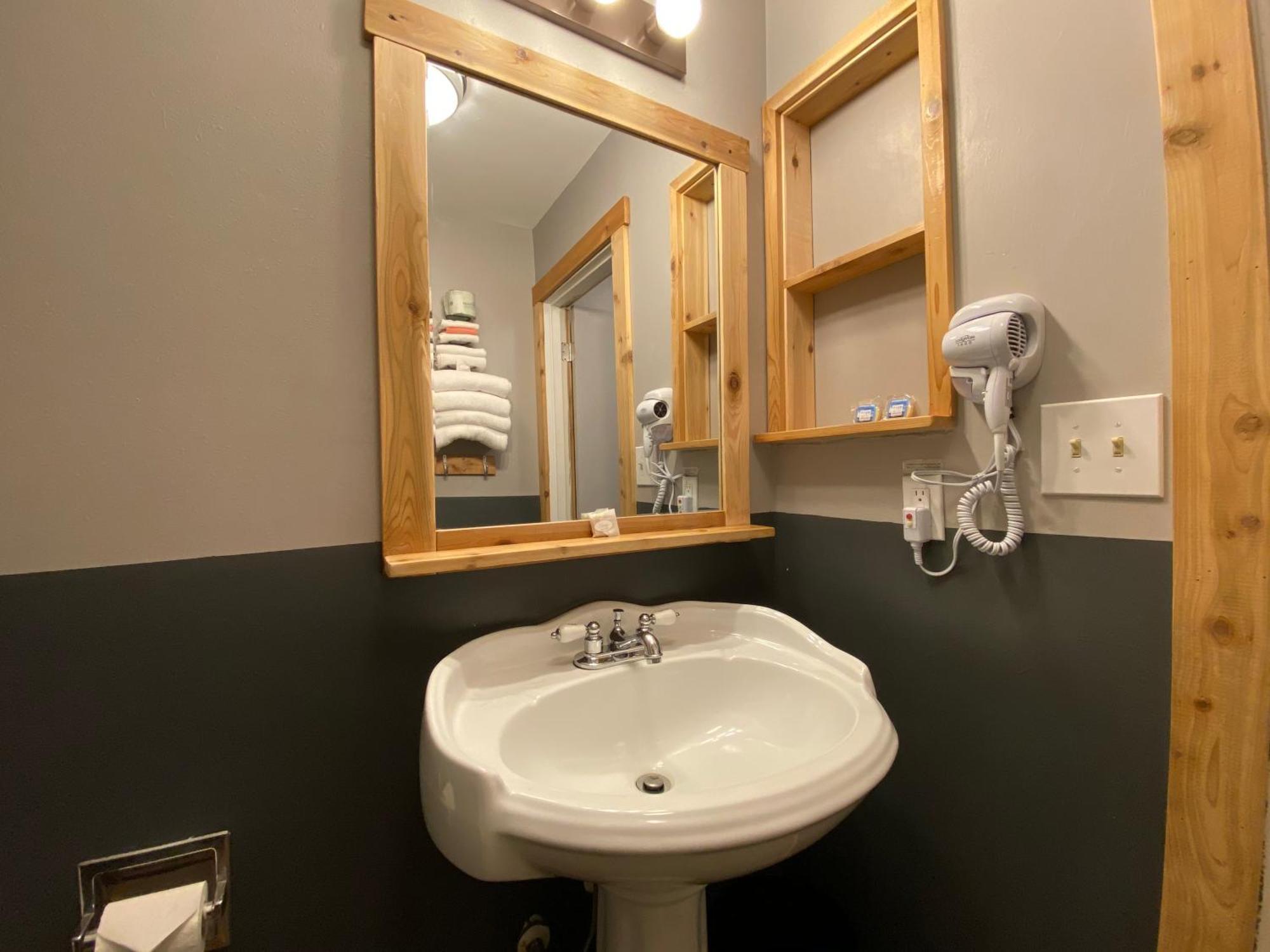 Triple Room with Private Bathroom