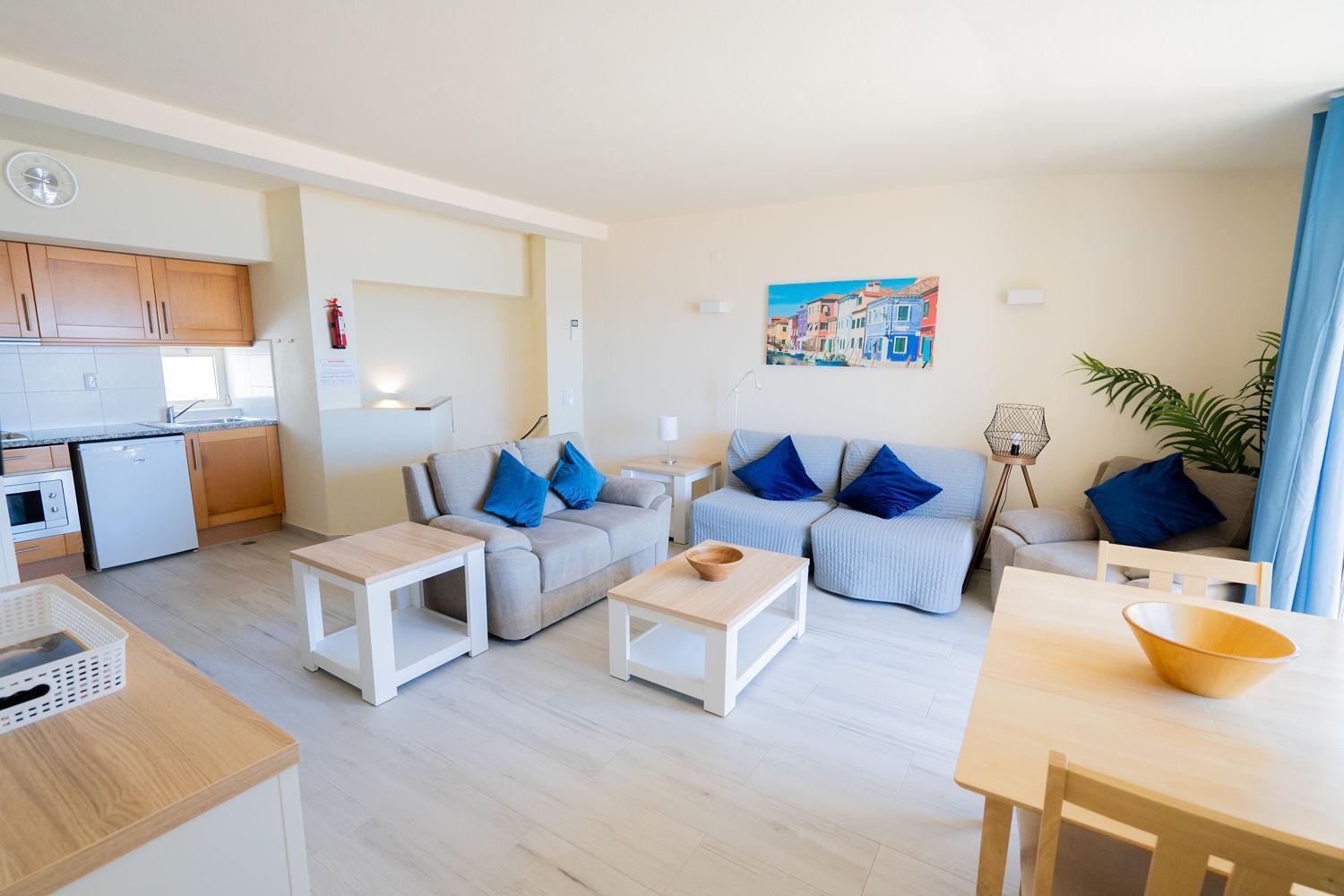 Two-Bedroom Apartment Sea View