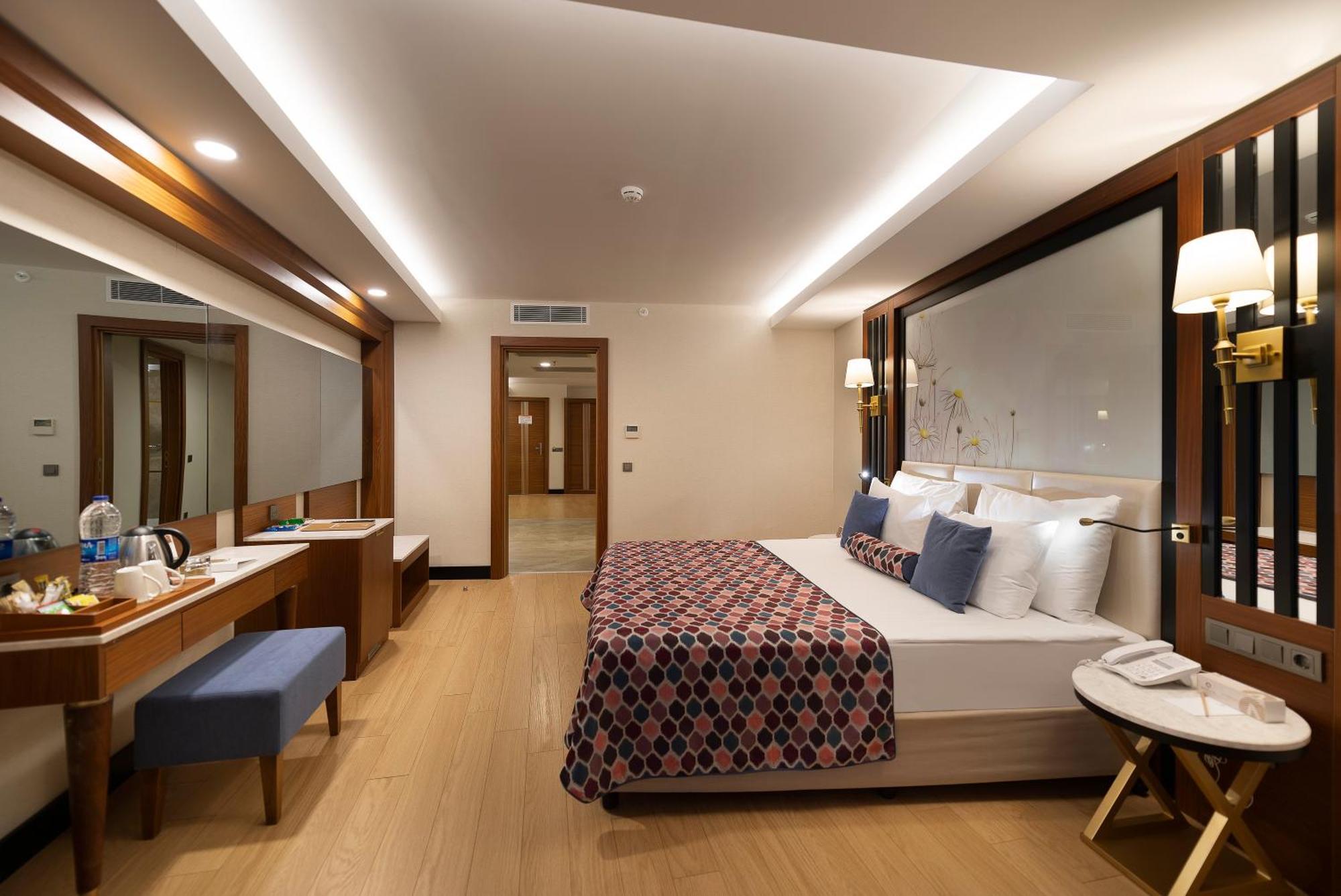 Family Room Side Sea View