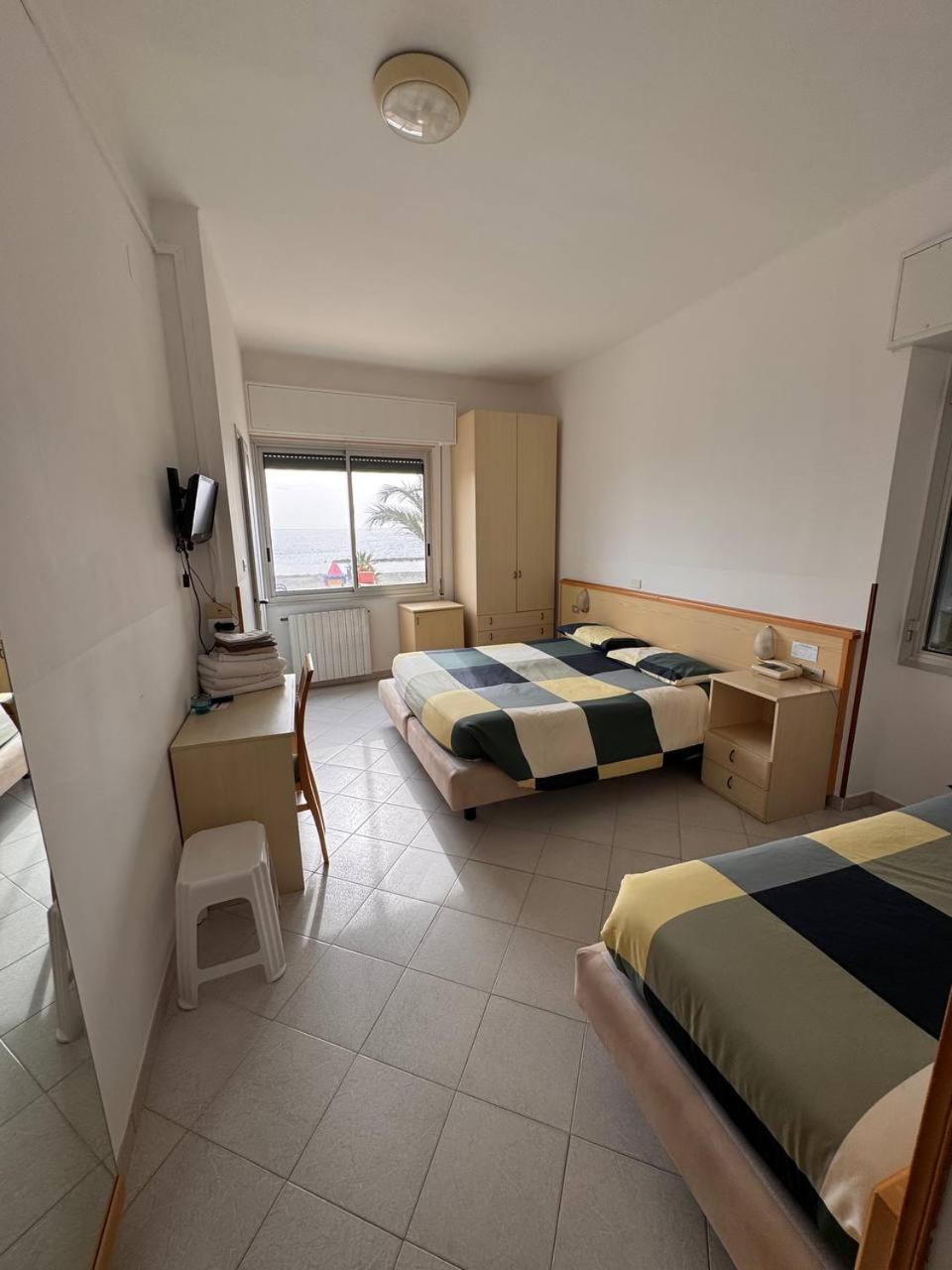 Triple Room Sea View,1649026085:JPEG
