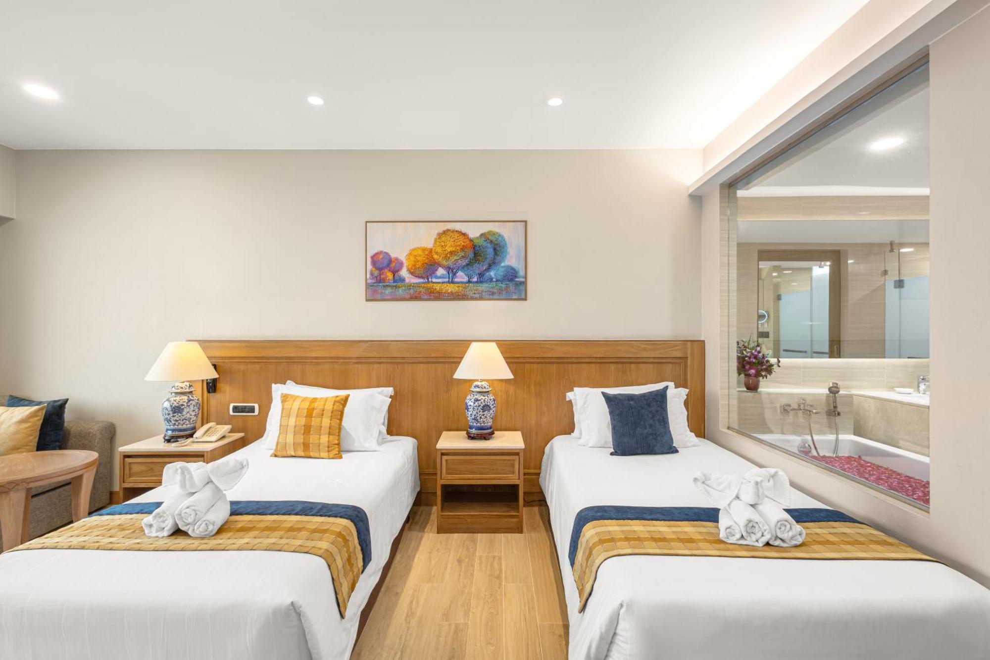 Ocean Deluxe