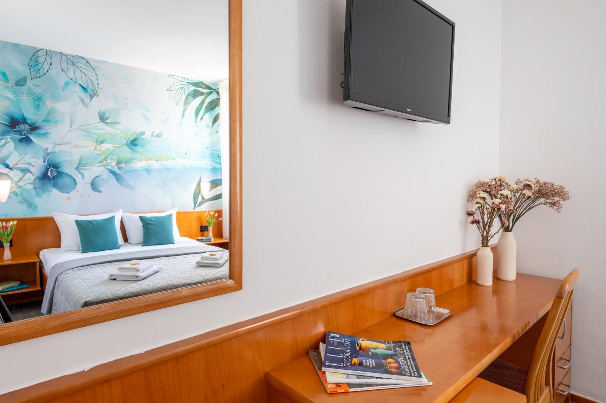 Double Room with Sea View