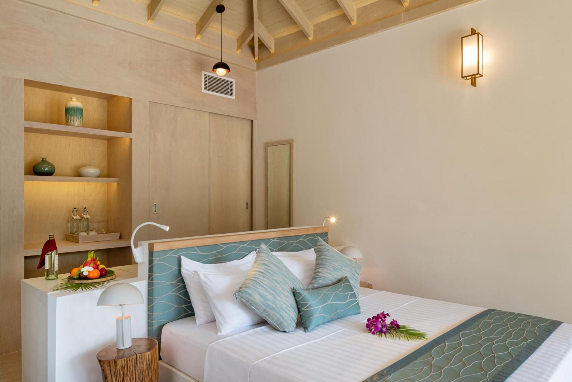 Beach Villa Return Transfer | Stays 15 Apr 31 Oct 2026 | Book 15 Apr 31 Oct 2026