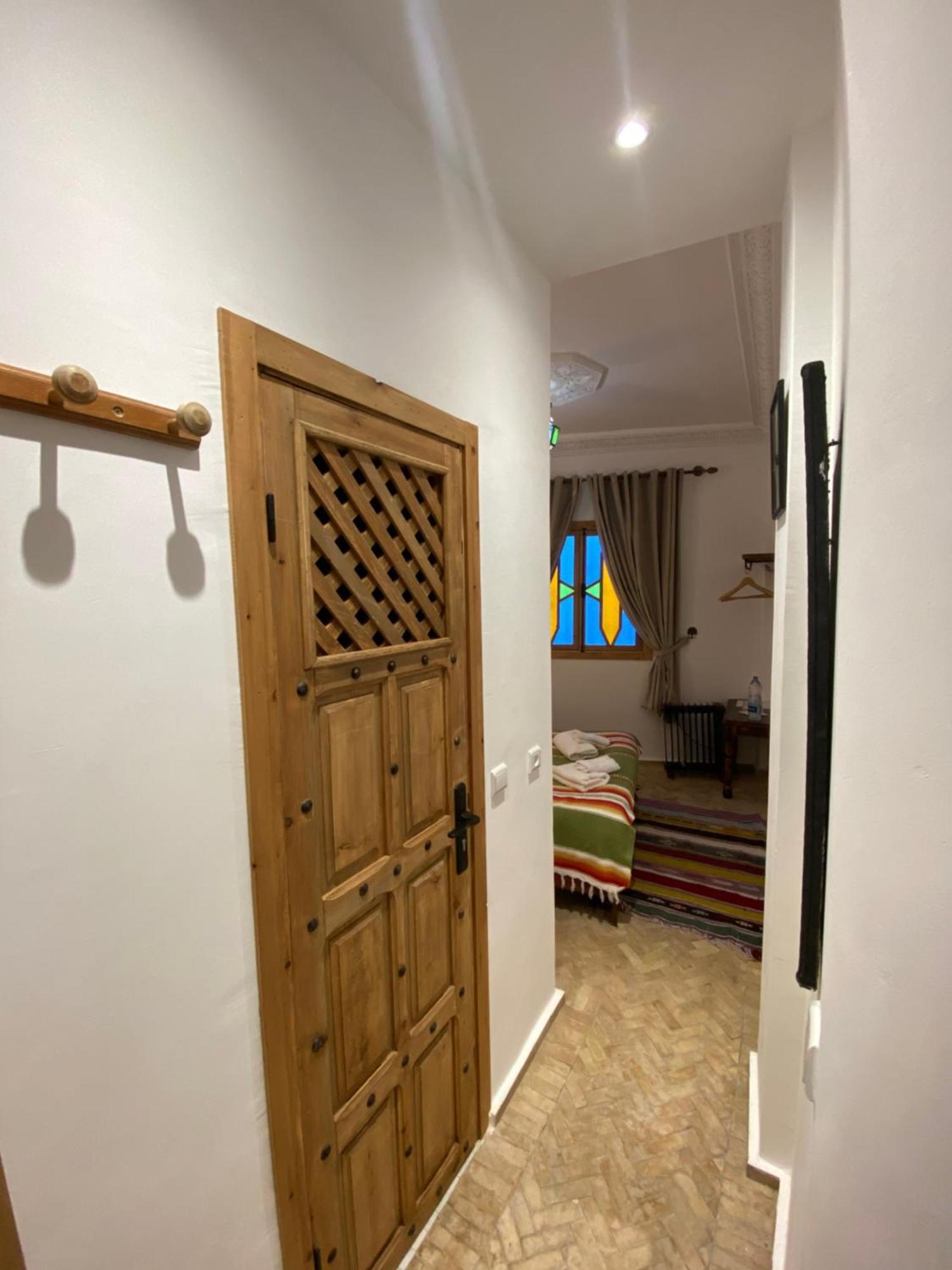 Habitación Doble (1 adulto + 1 niño)