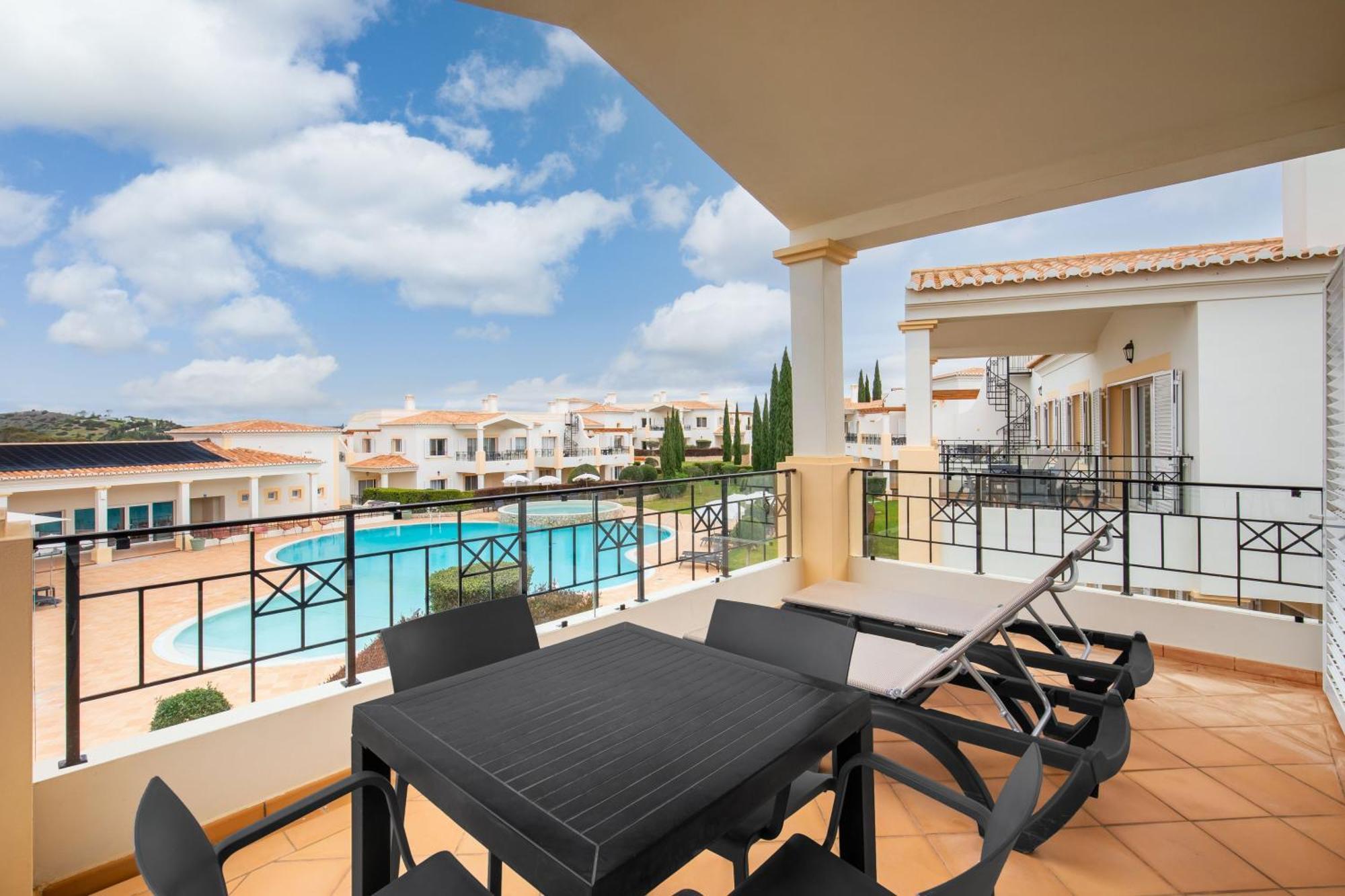 Three-Bedroom Townhouse Pool View