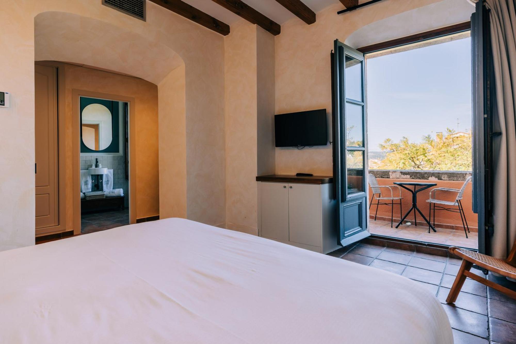 Deluxe Boutique Room with Terrace