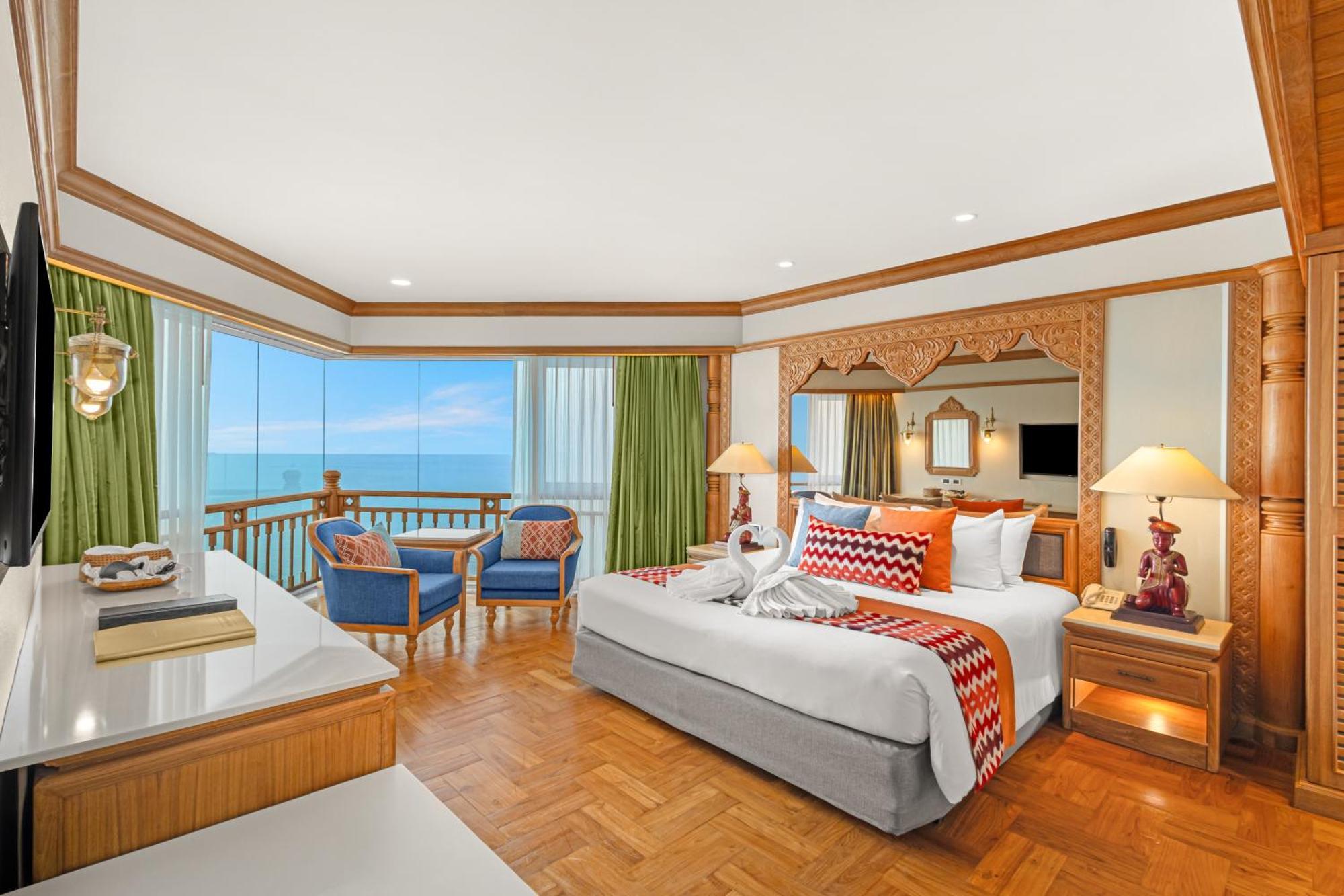 Thai Heritage Theme Suite 2 bedrooms,1765812673:JPEG