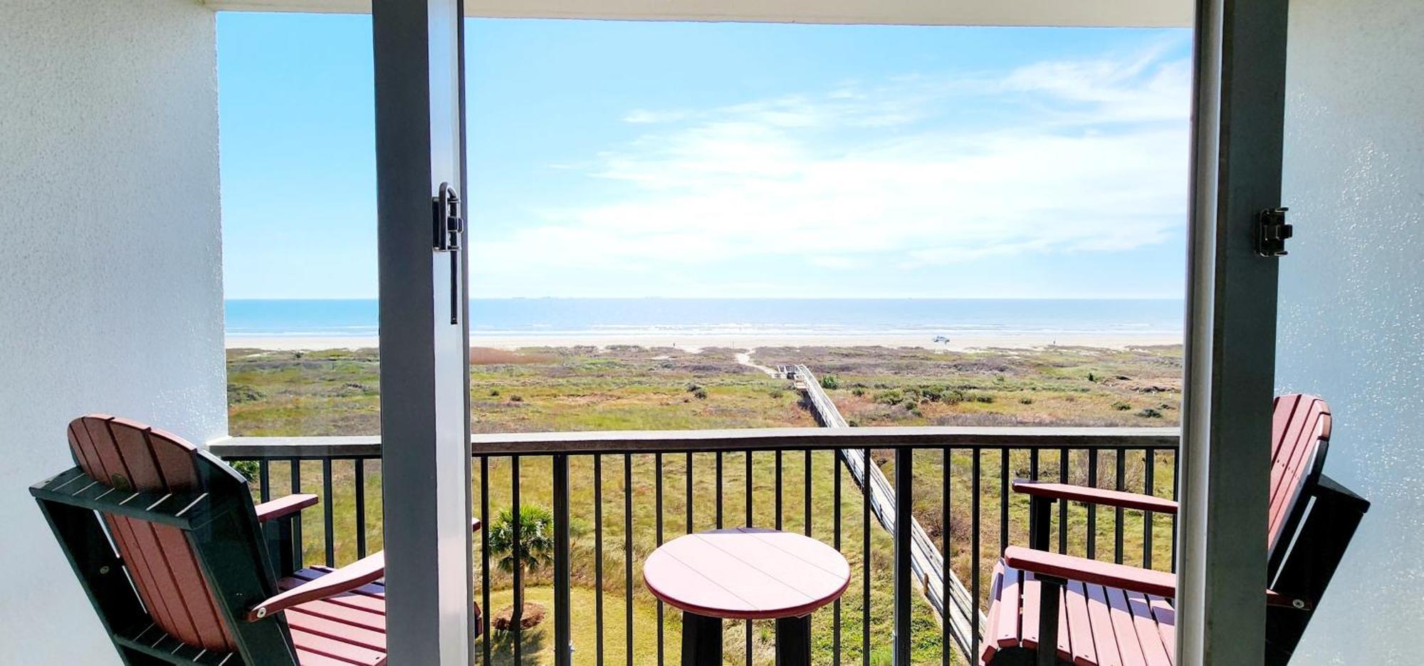 409 Beachfront Heated Pool Gulf View 2 Bedroom 1 Bath,1652781064:JPEG