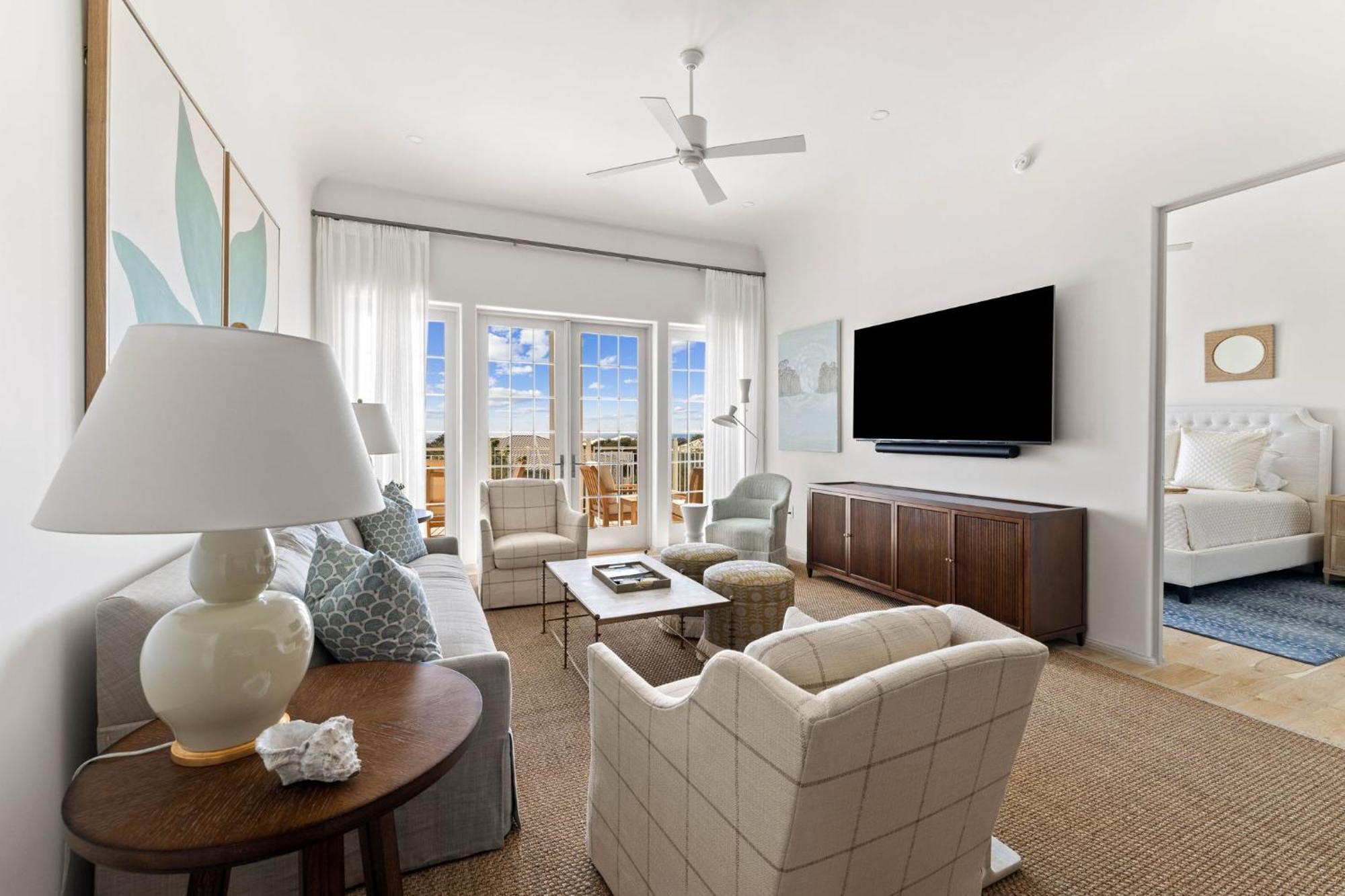 Two-Bedroom Deluxe Apartment with Ocean View
