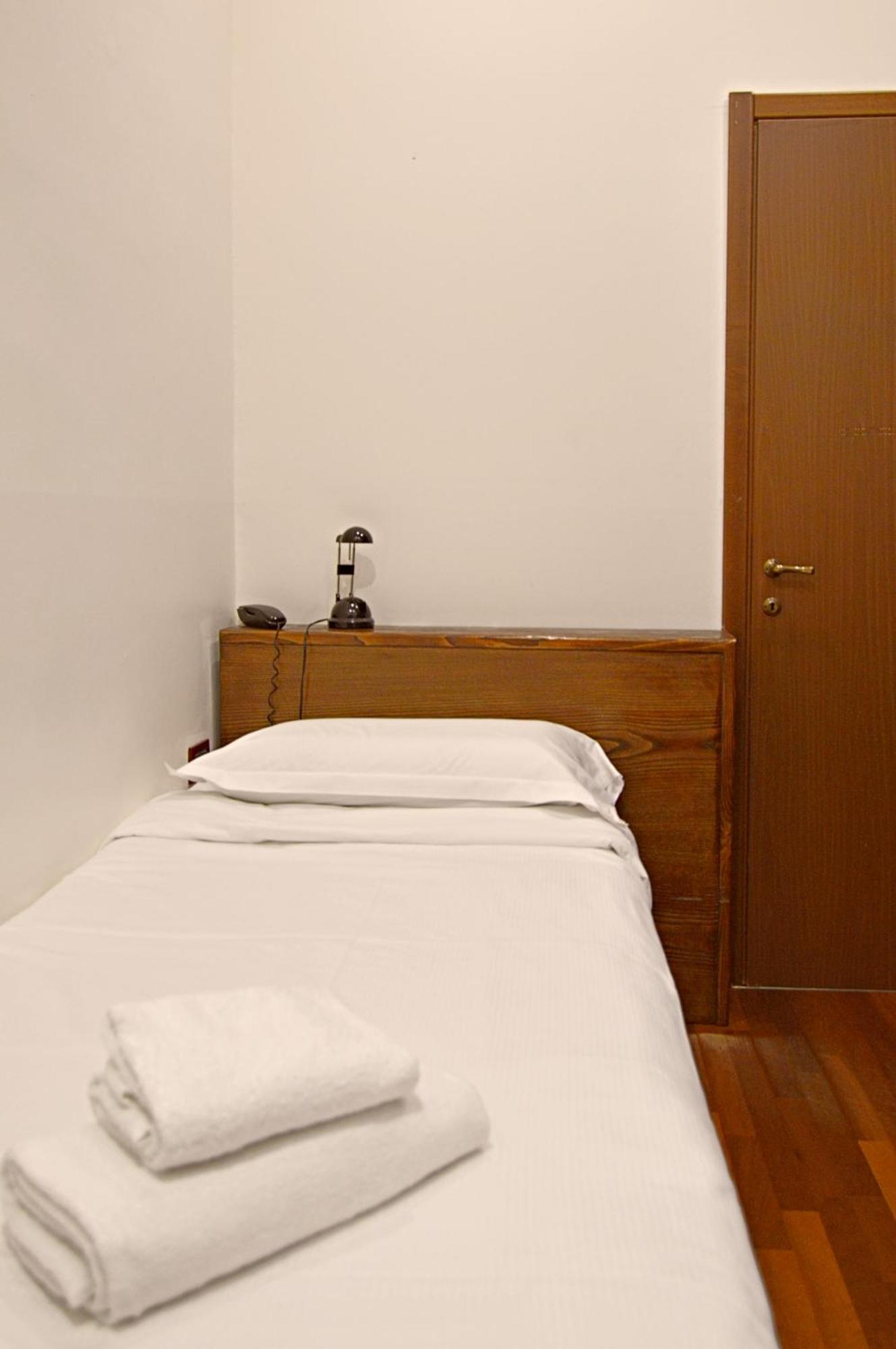 Small Single Room