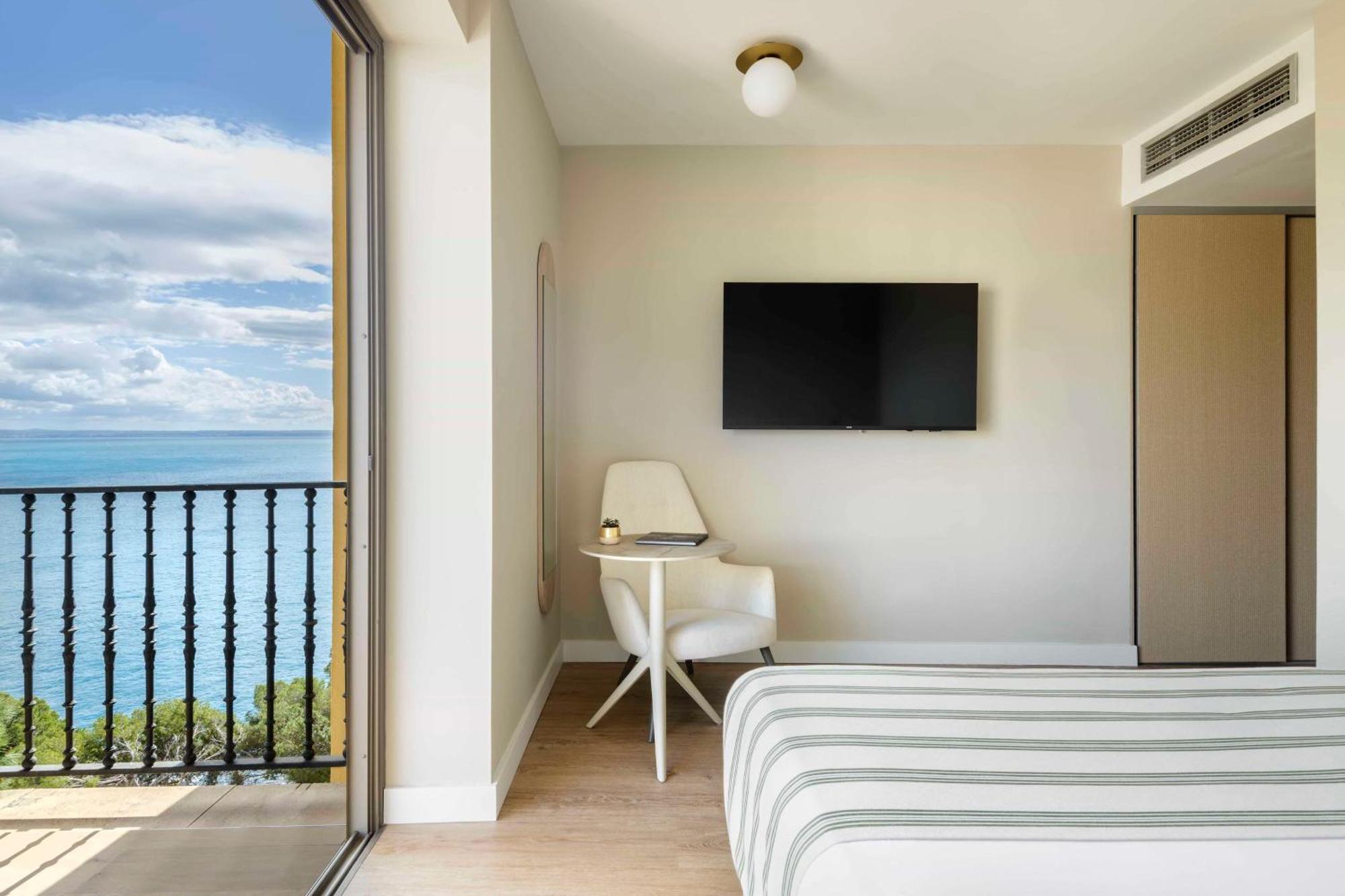 Superior Double Partial Sea View,1654247734:JPEG