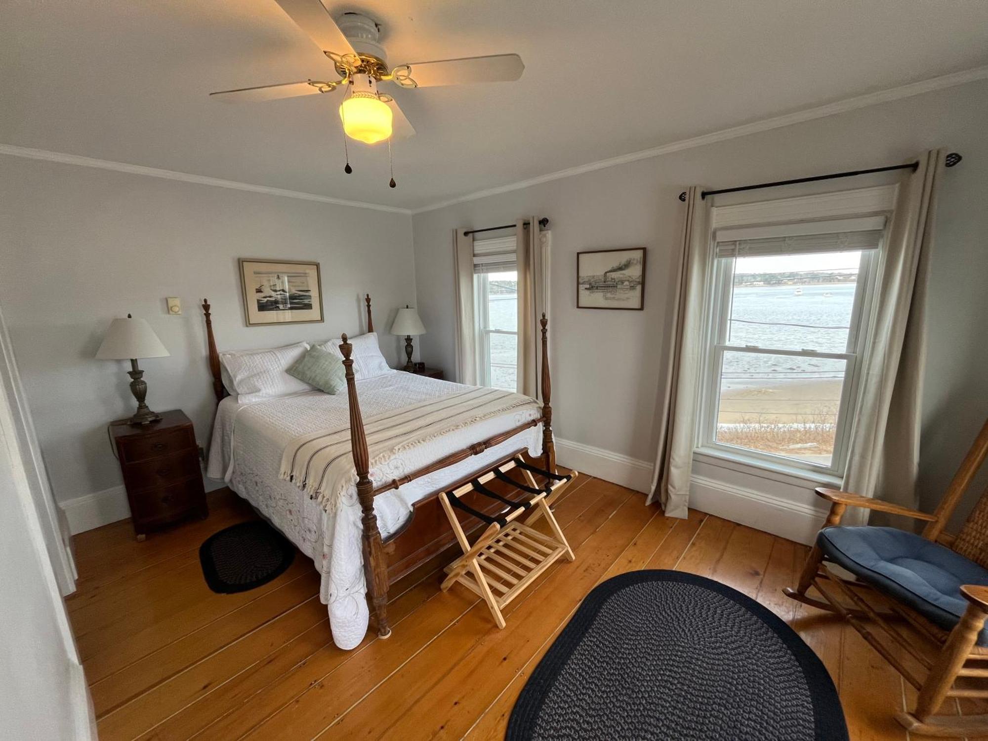 Queen Room with Sea View