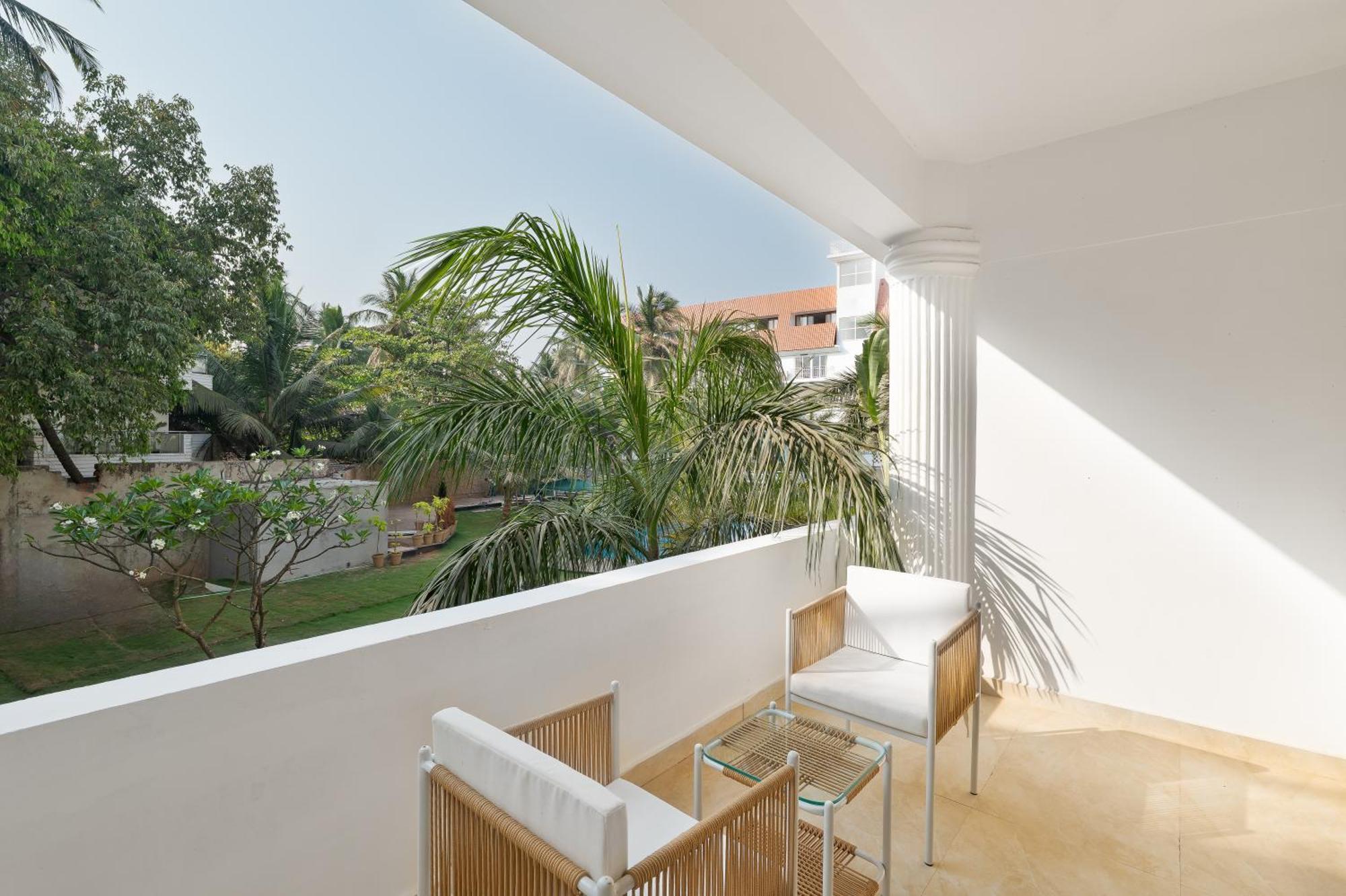 Luxury Room with Balcony