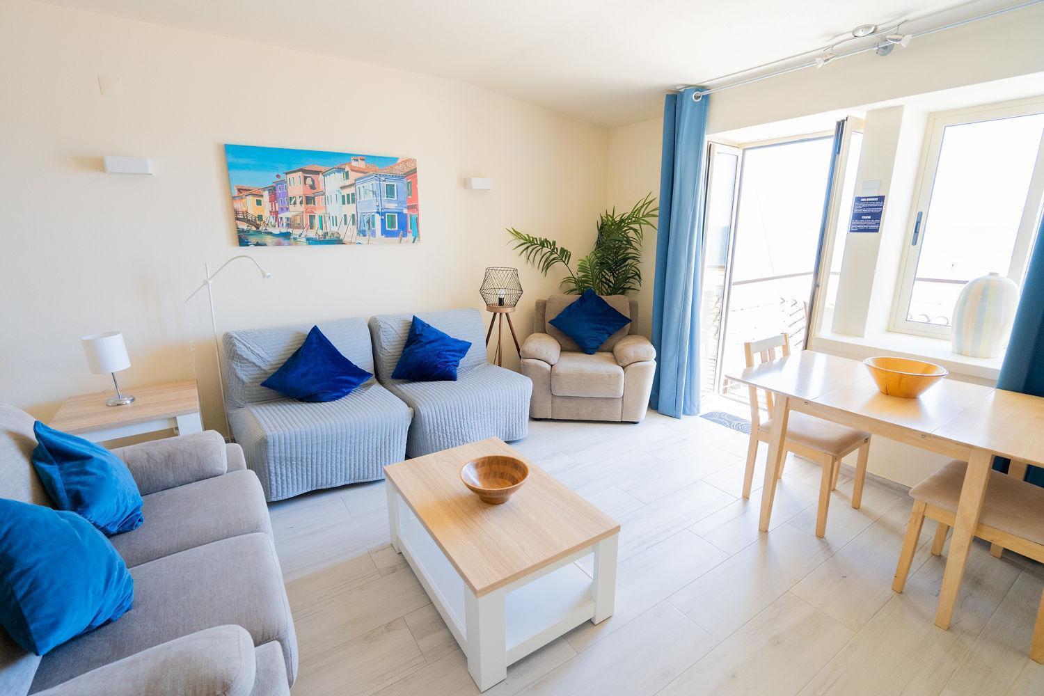 Two-Bedroom Apartment Sea View
